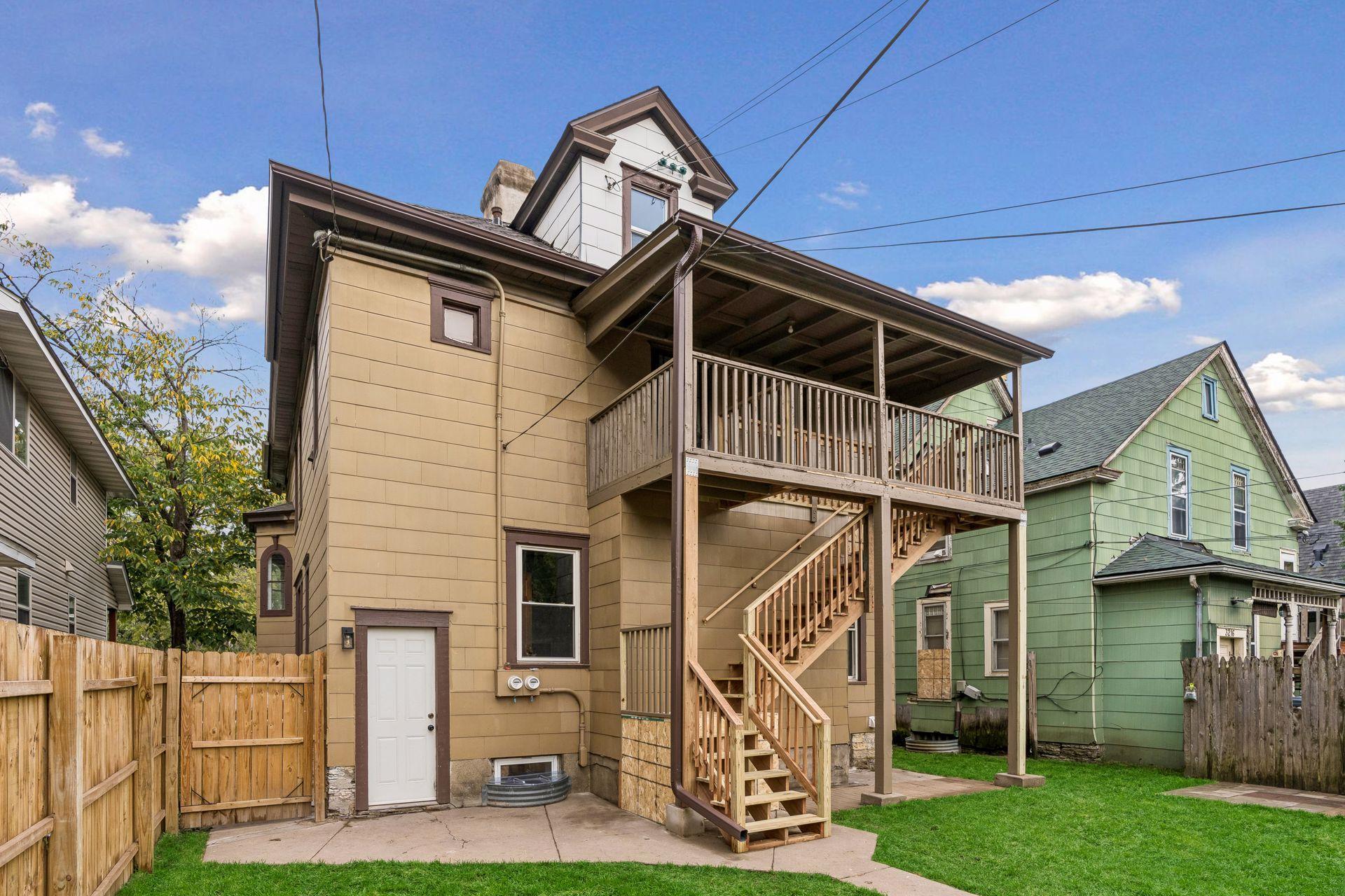 main property photo 41