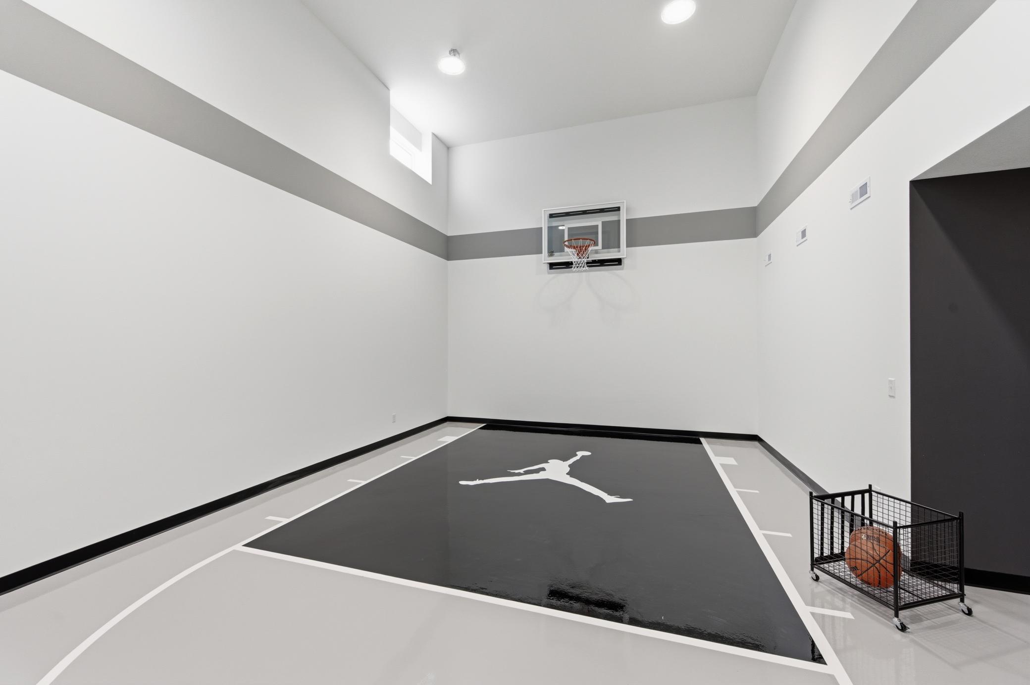 main property photo 61