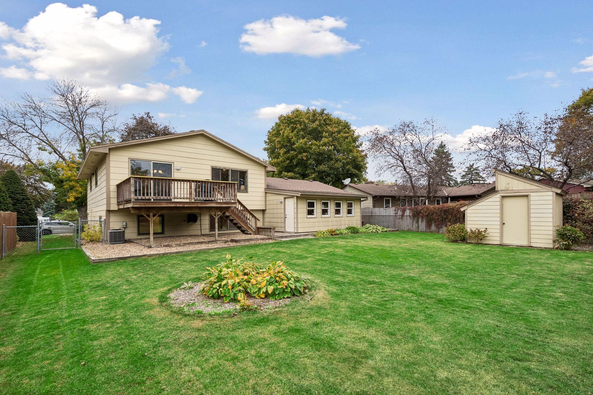 main property photo 37
