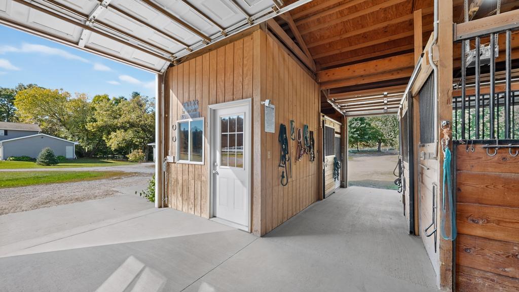 main property photo 70