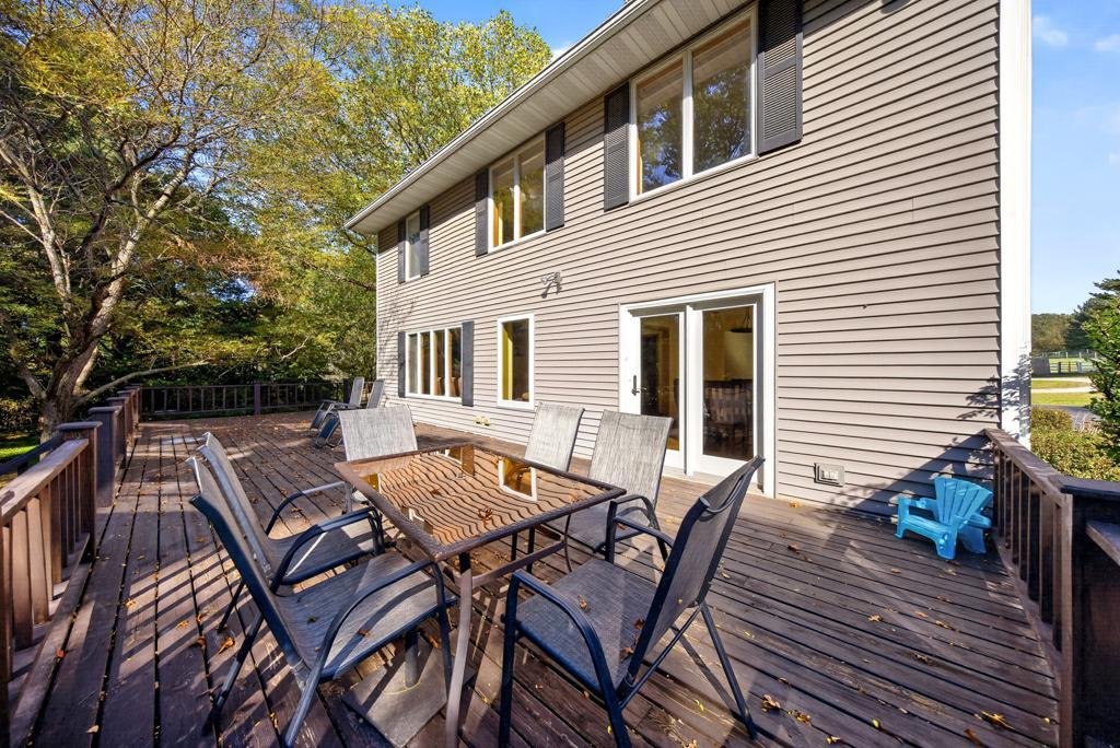 main property photo 90