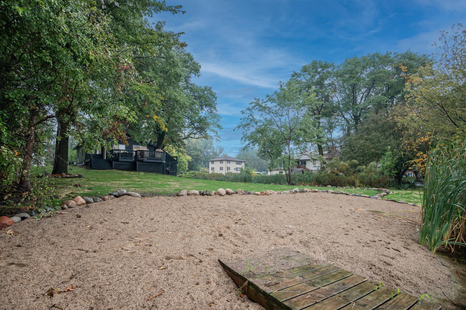 main property photo 48
