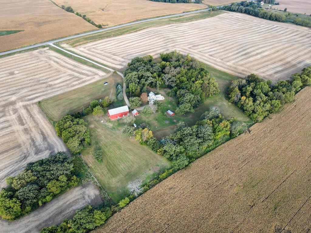 main property photo 19