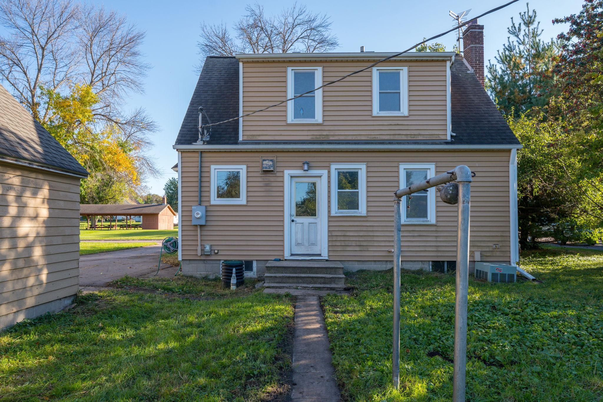 main property photo 29