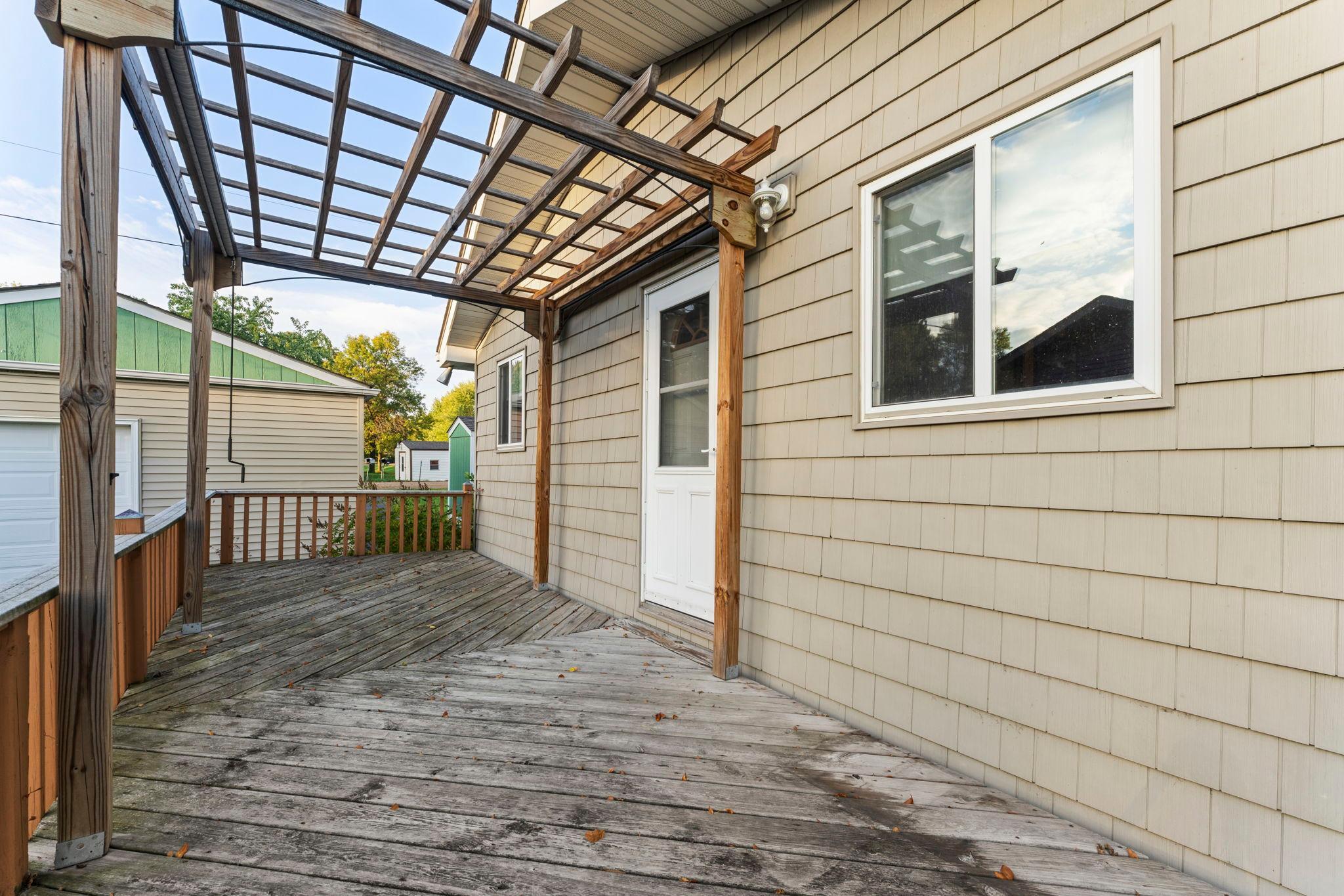 main property photo 23