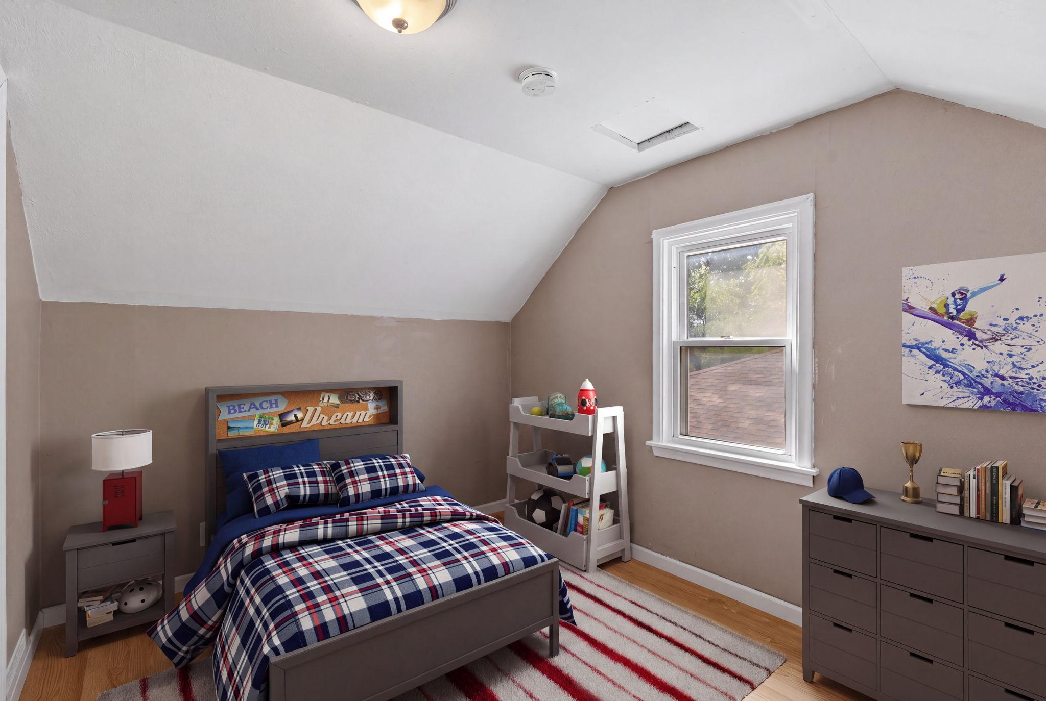 main property photo 33