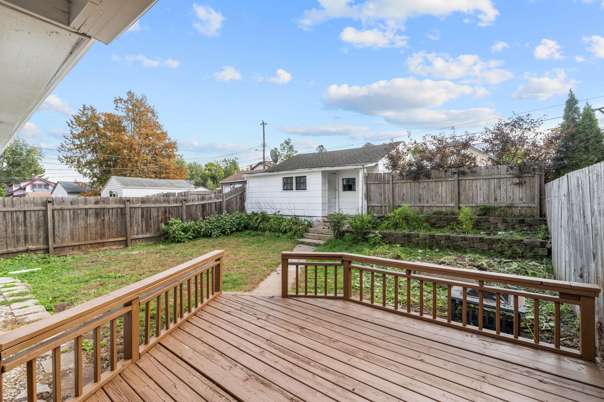 main property photo 50
