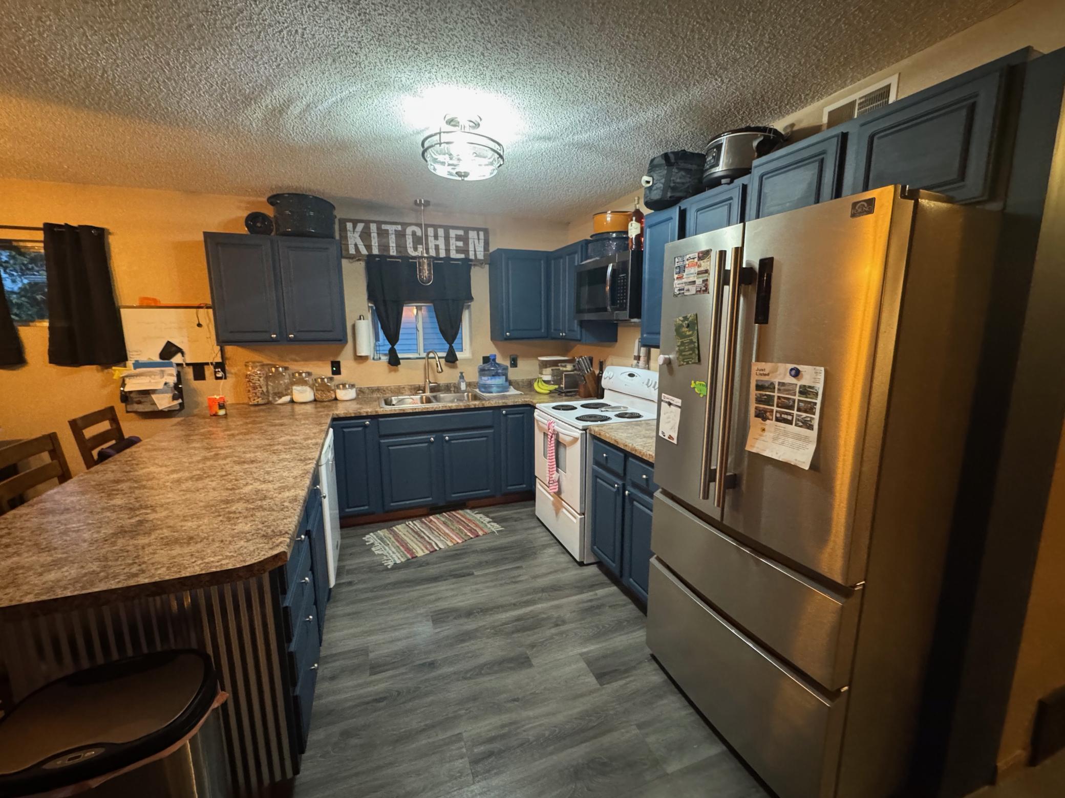 main property photo 17