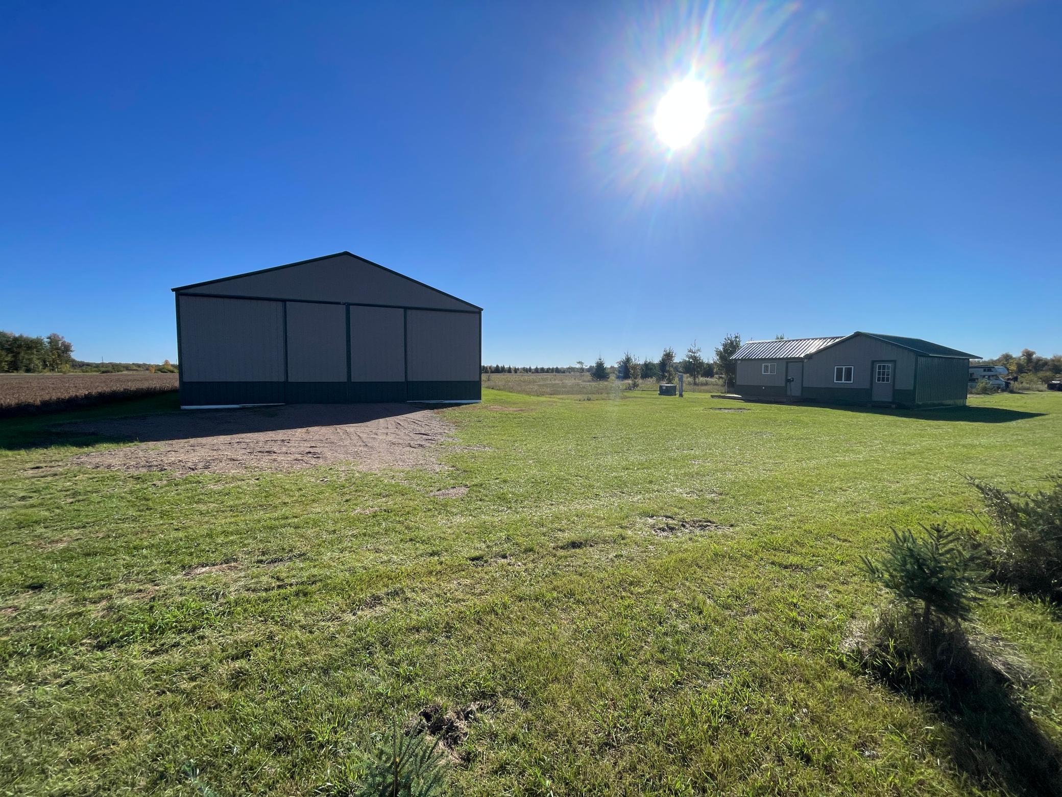 main property photo 16