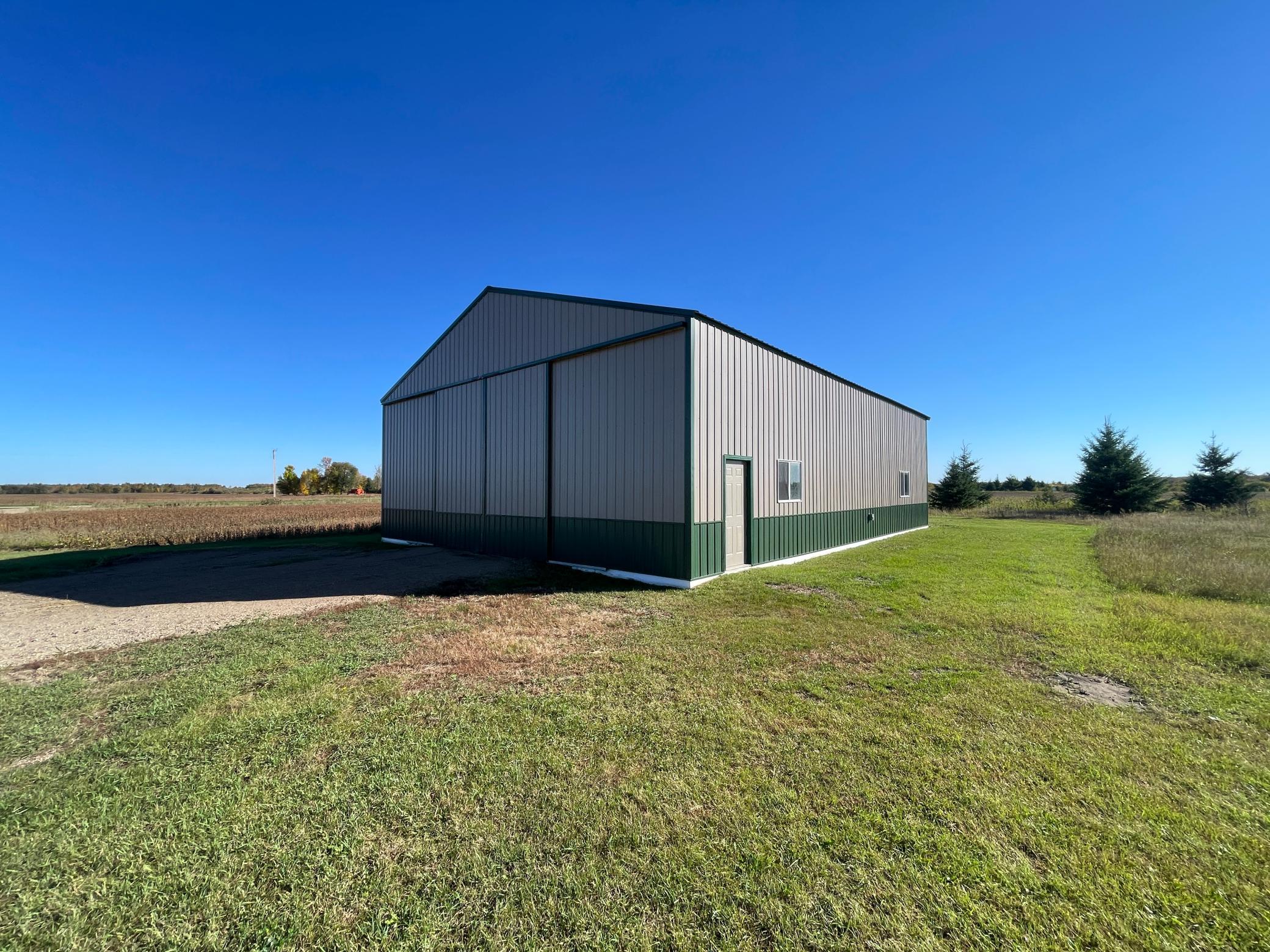 main property photo 17