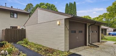image of property with 2 Bed | 3 Bath | 1,474 Sqft