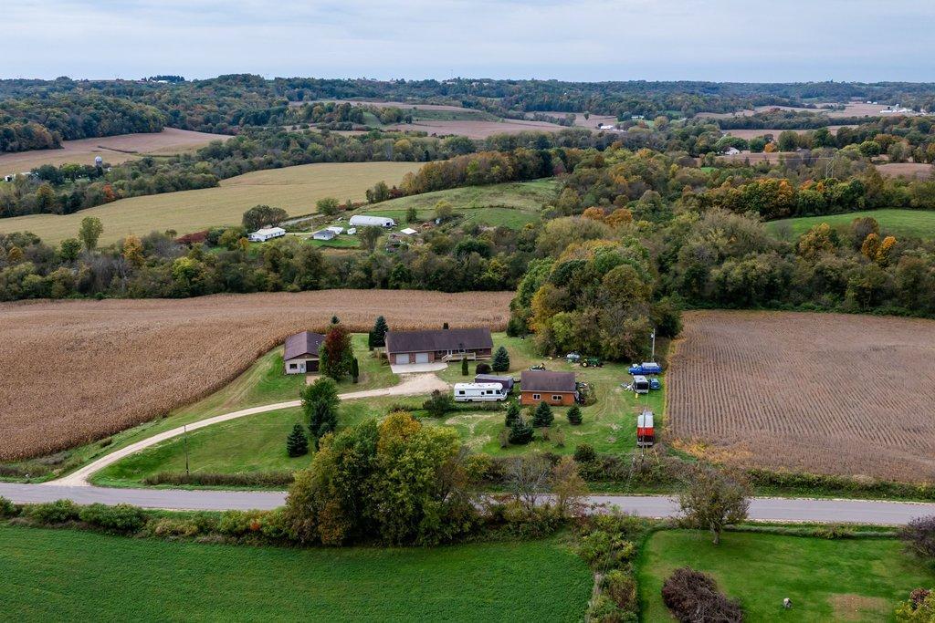 main property photo 50
