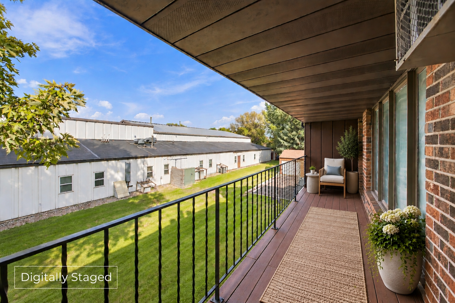 main property photo 23
