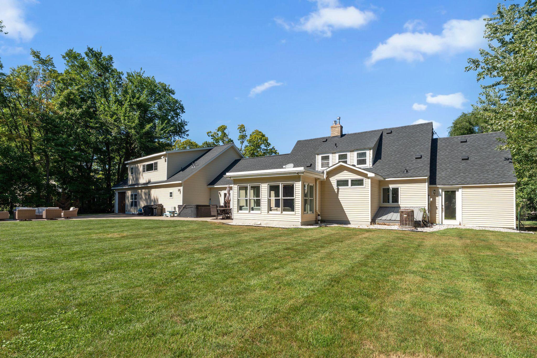 main property photo 42