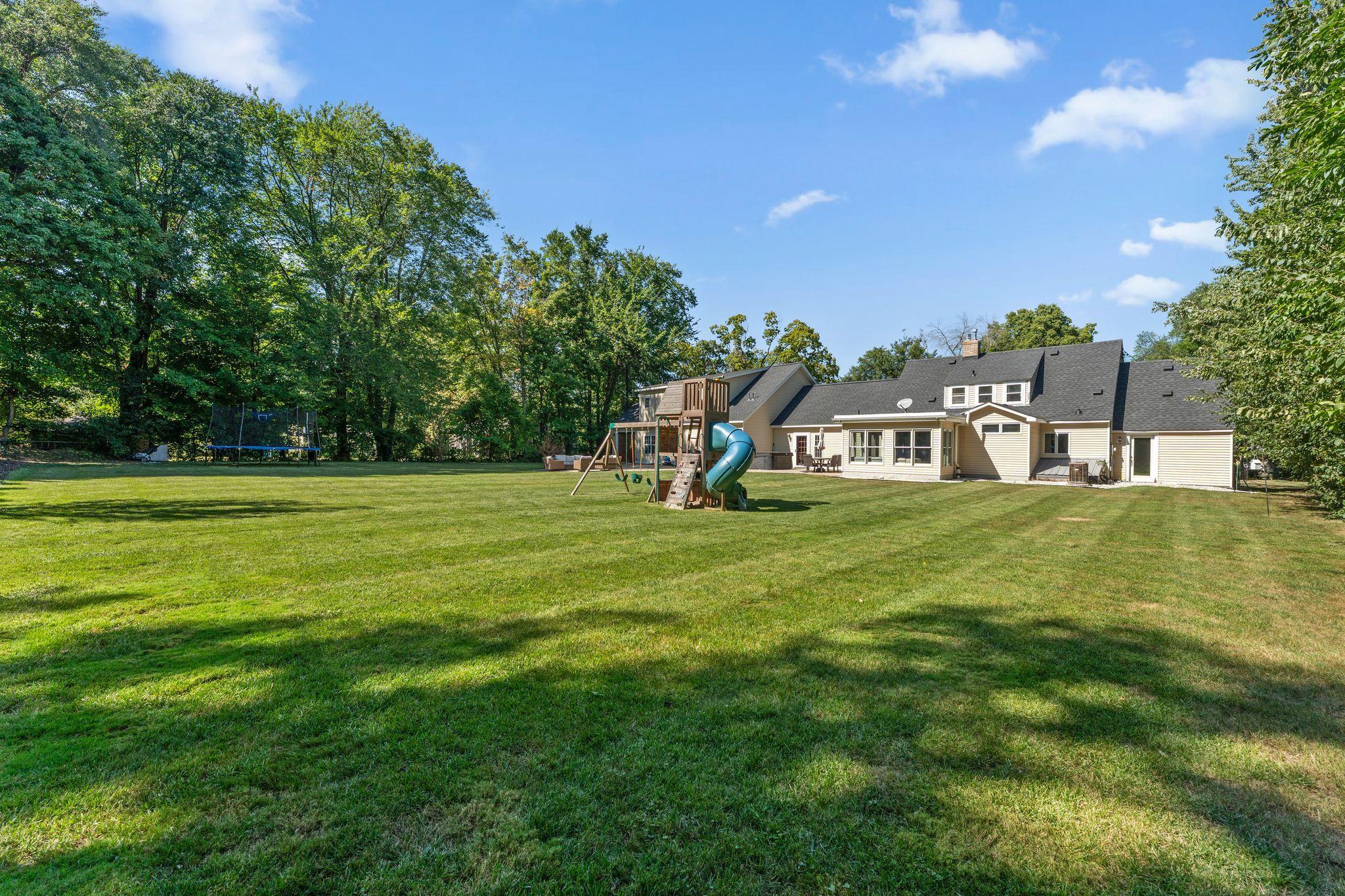main property photo 43
