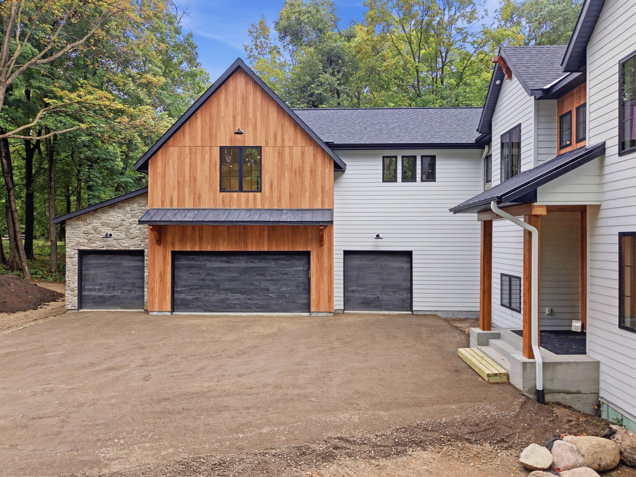 main property photo 83