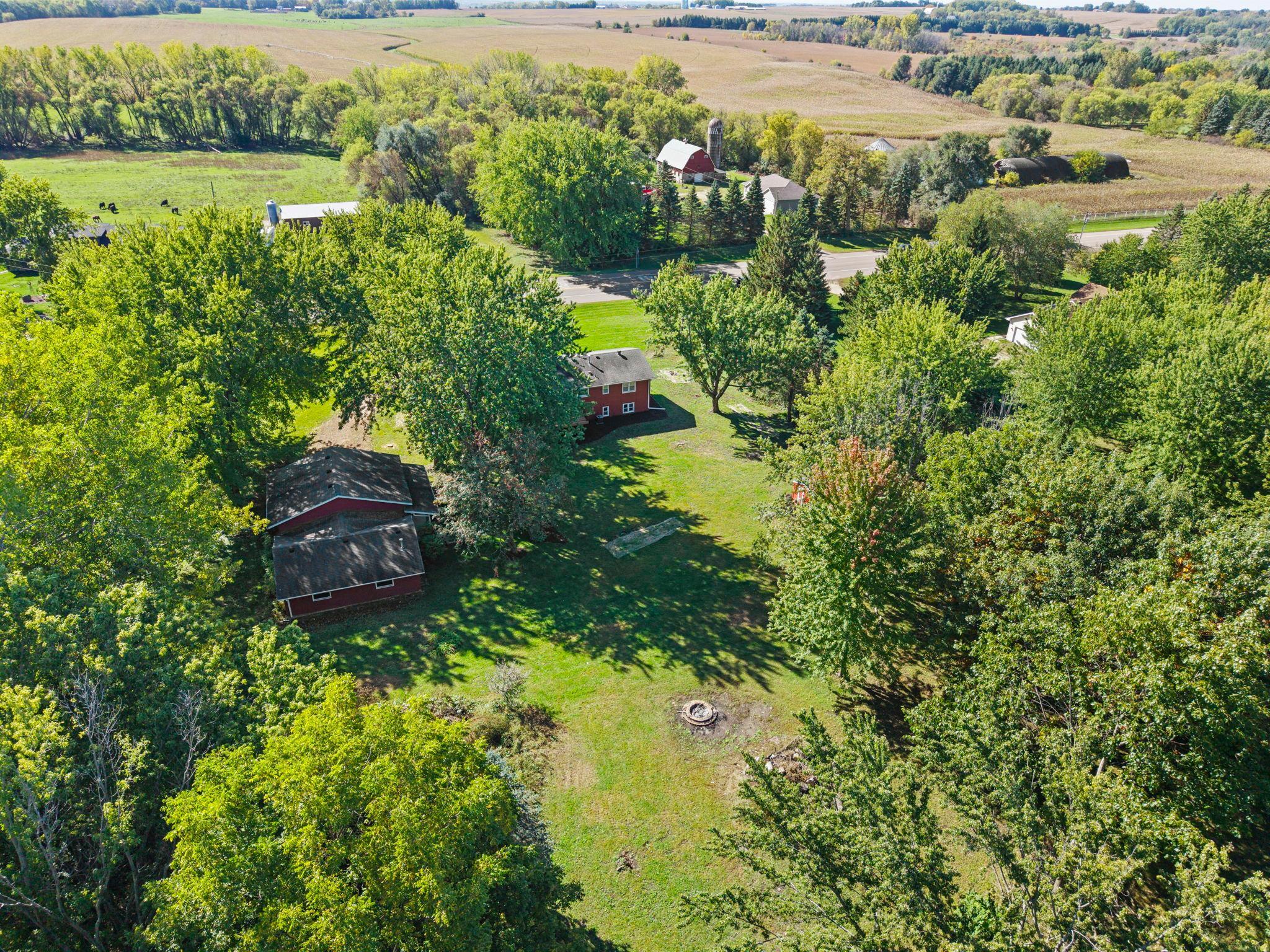 main property photo 37