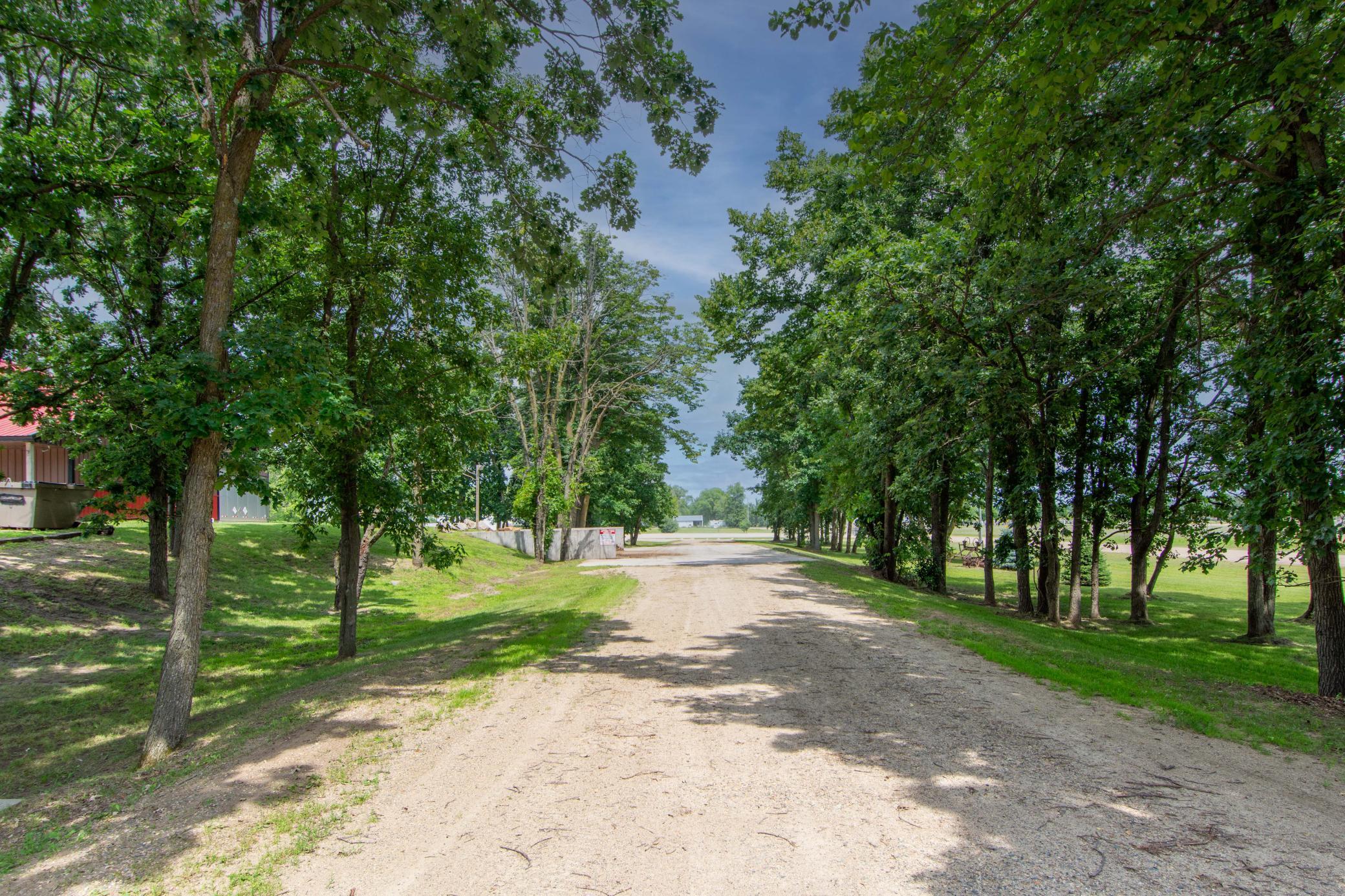main property photo 33