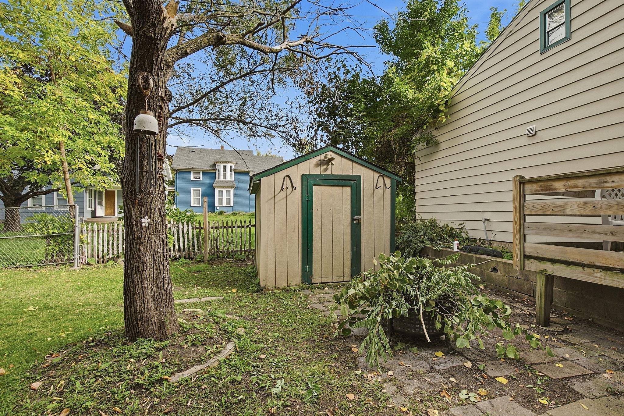 main property photo 15