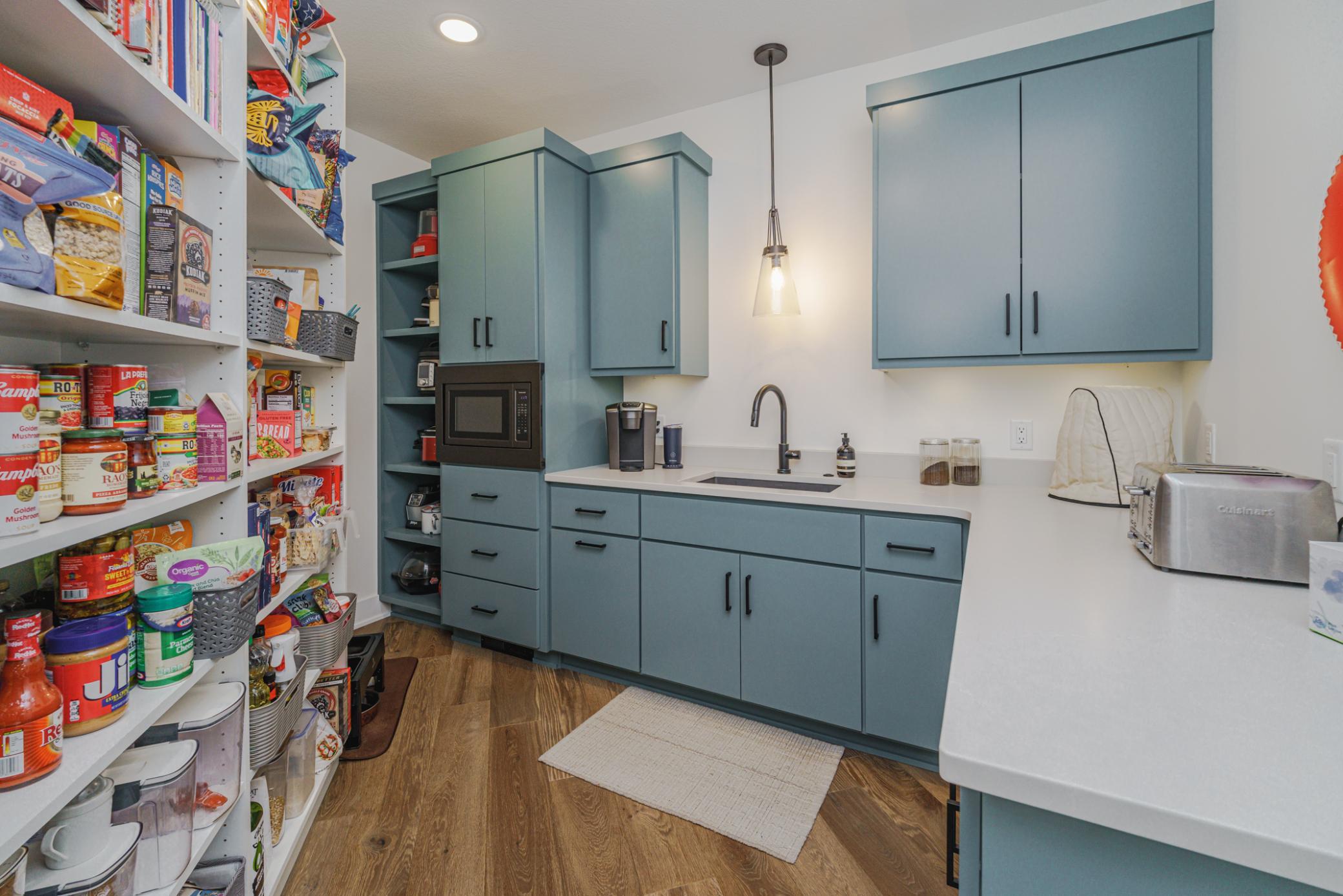 main property photo 9