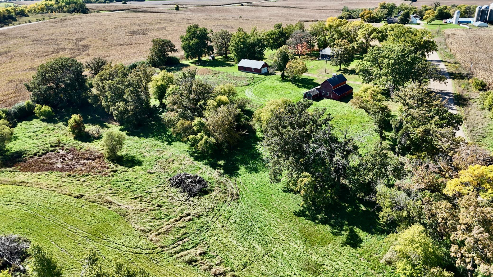 main property photo 38