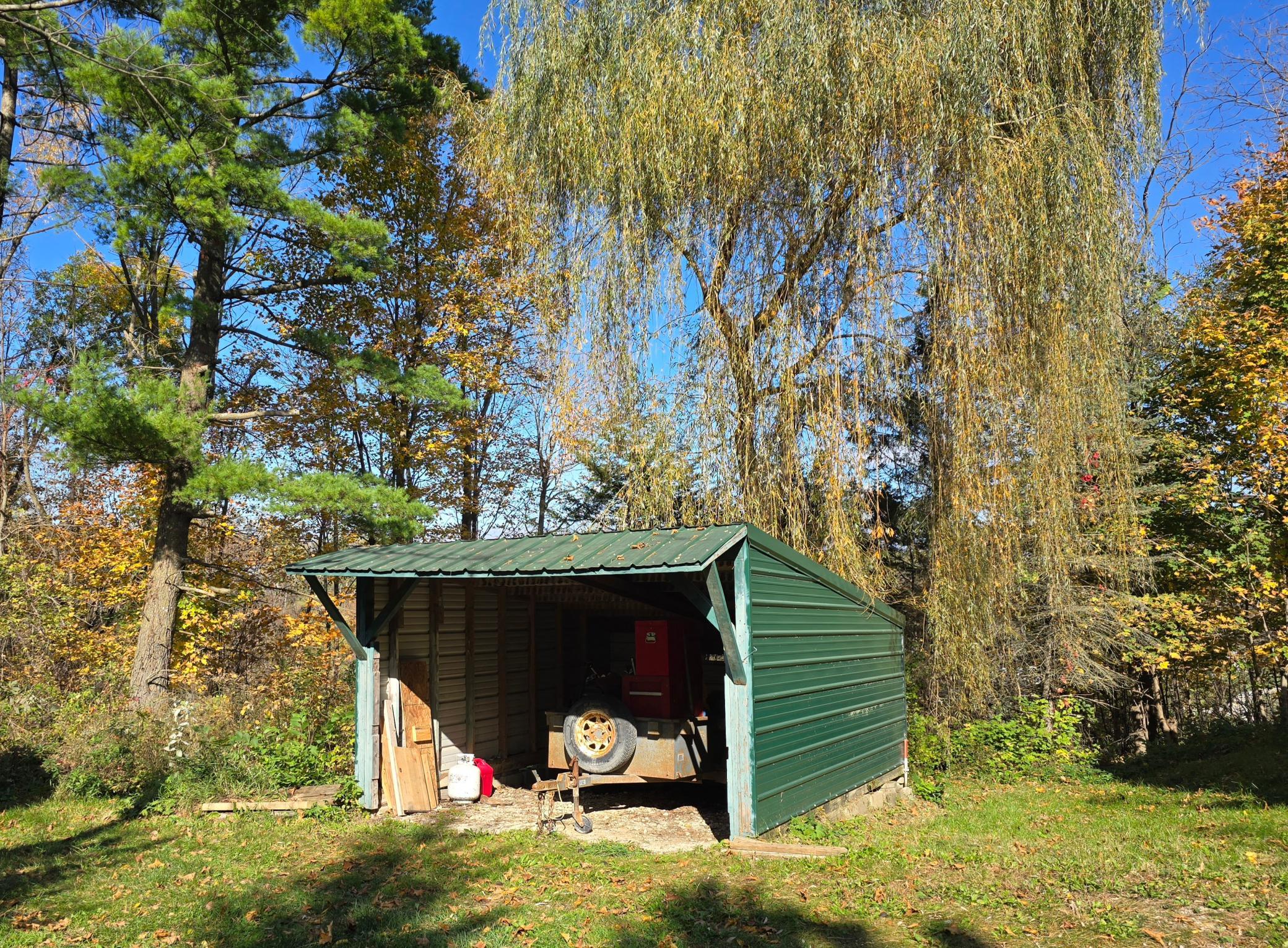 main property photo 32
