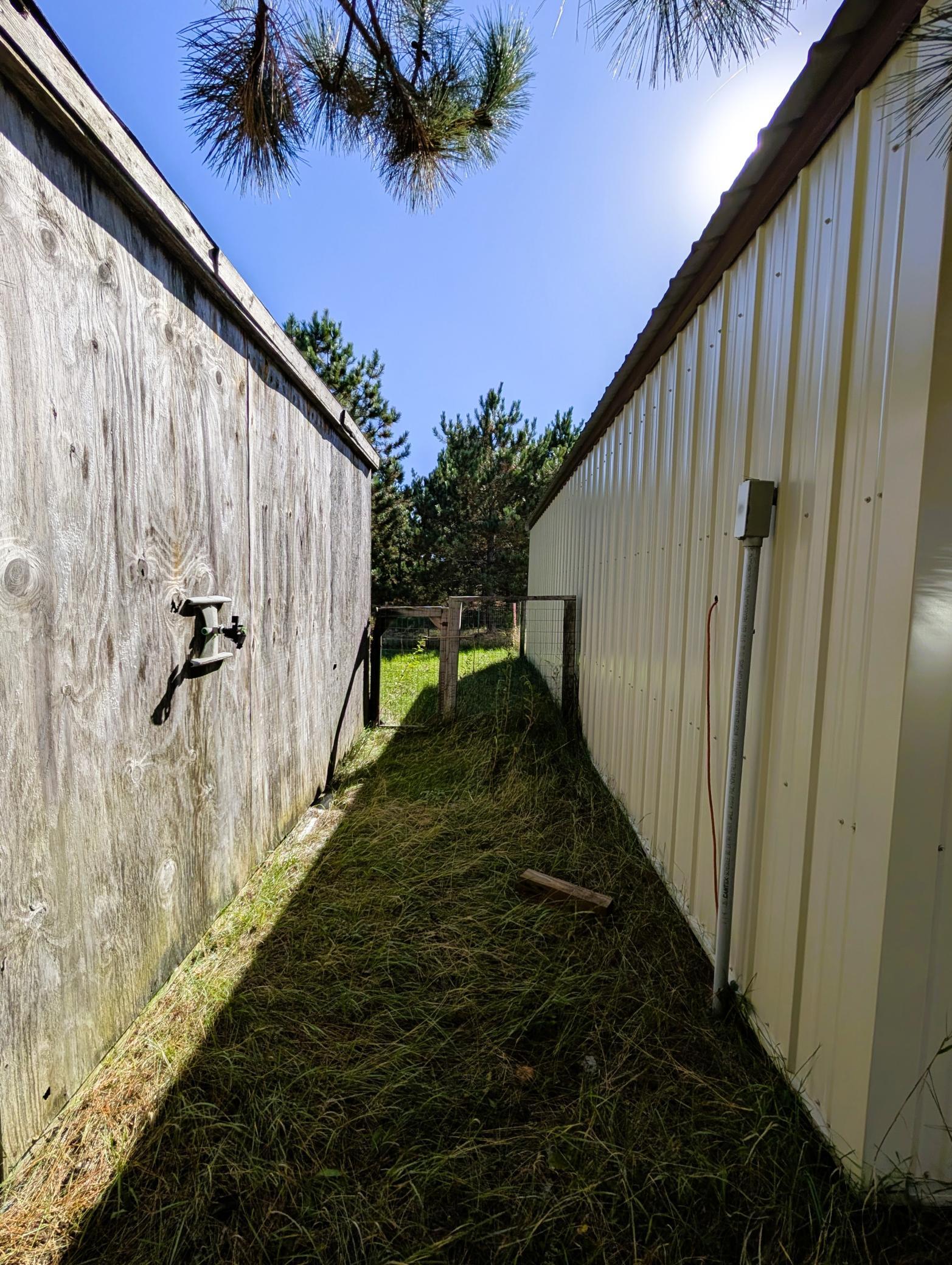 main property photo 77