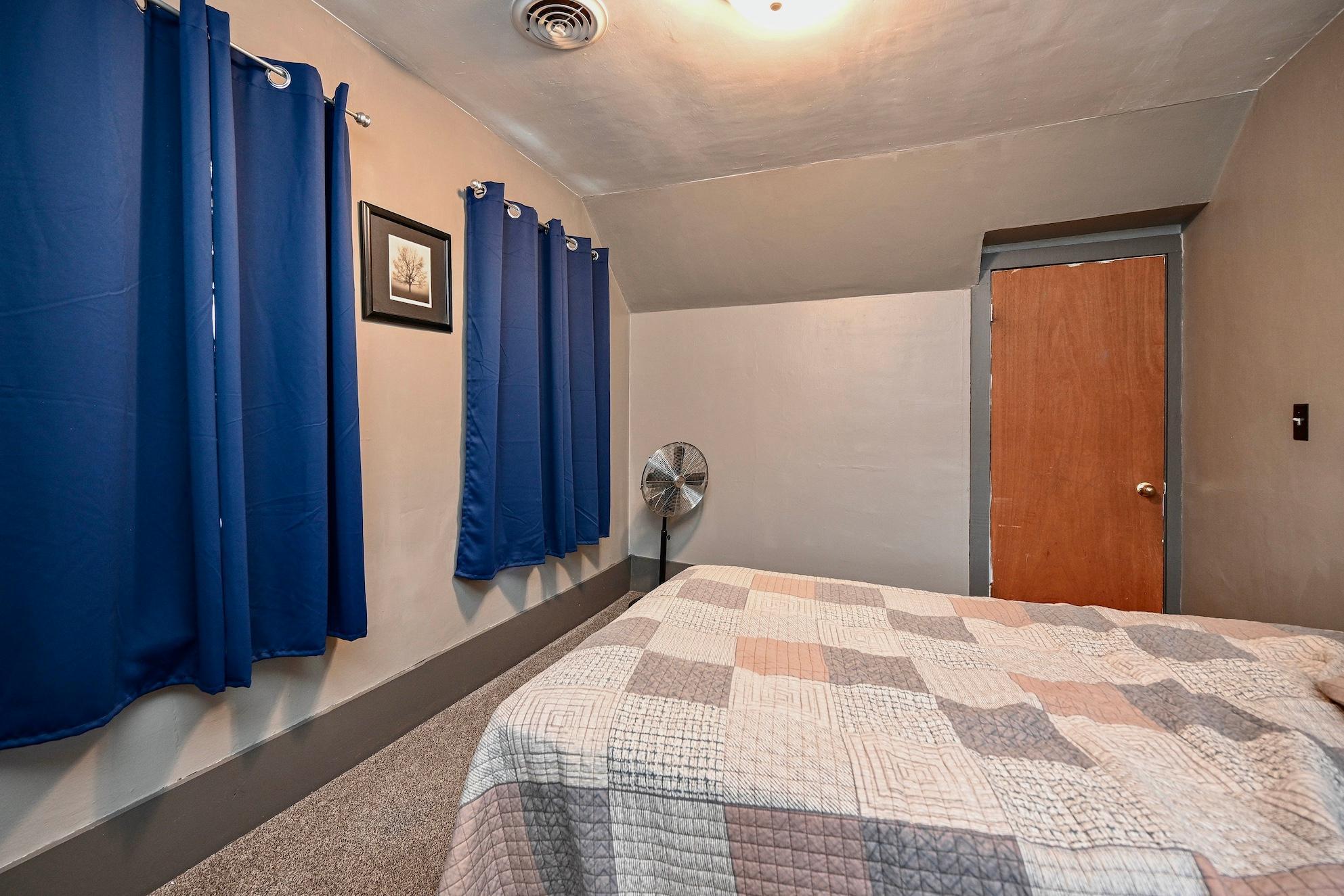 main property photo 12