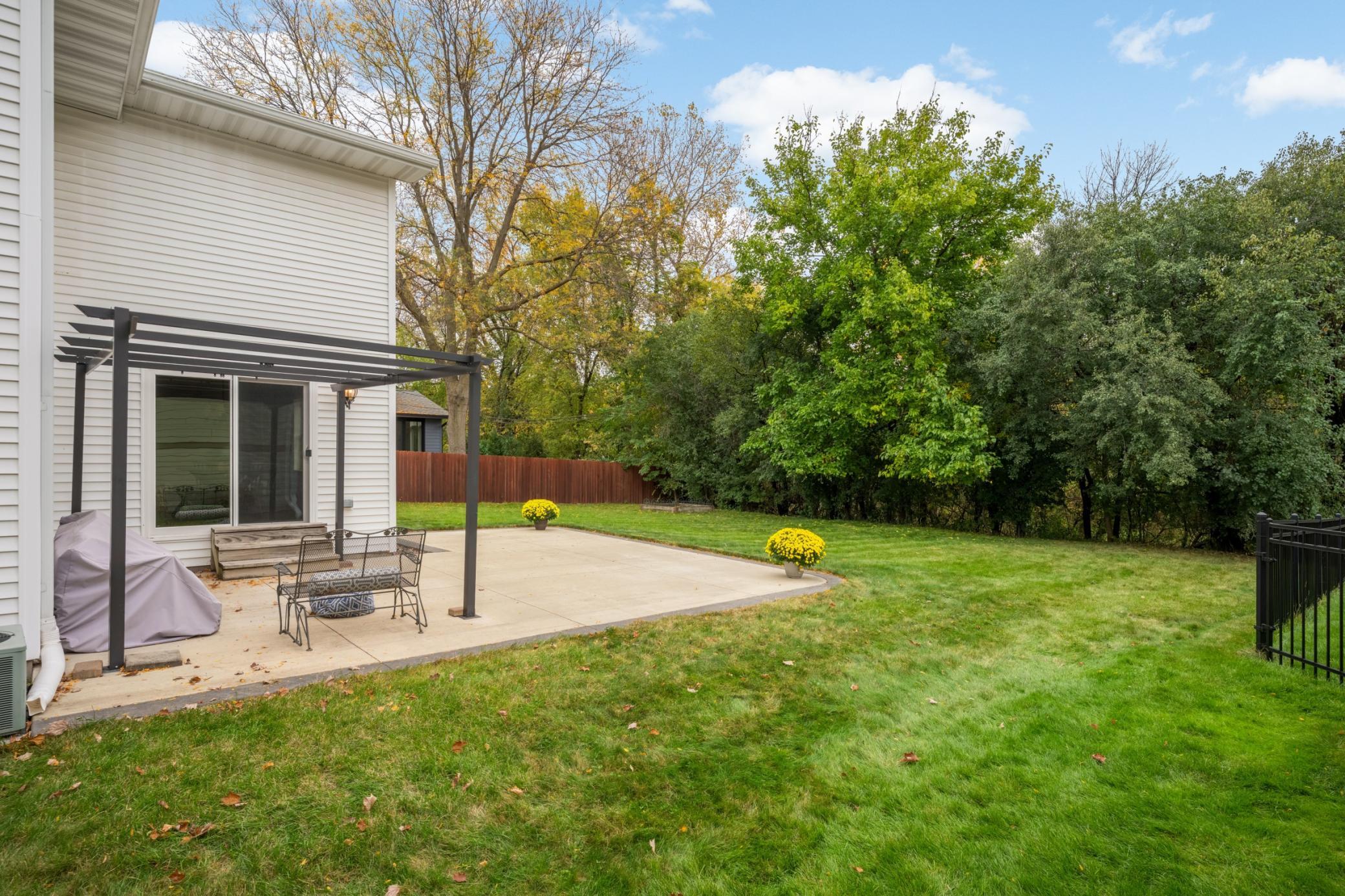 main property photo 36