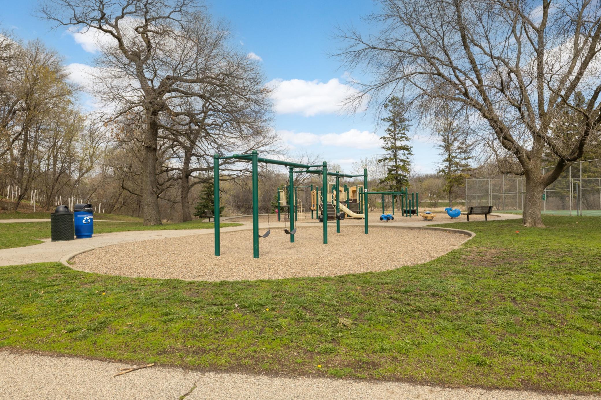 main property photo 41