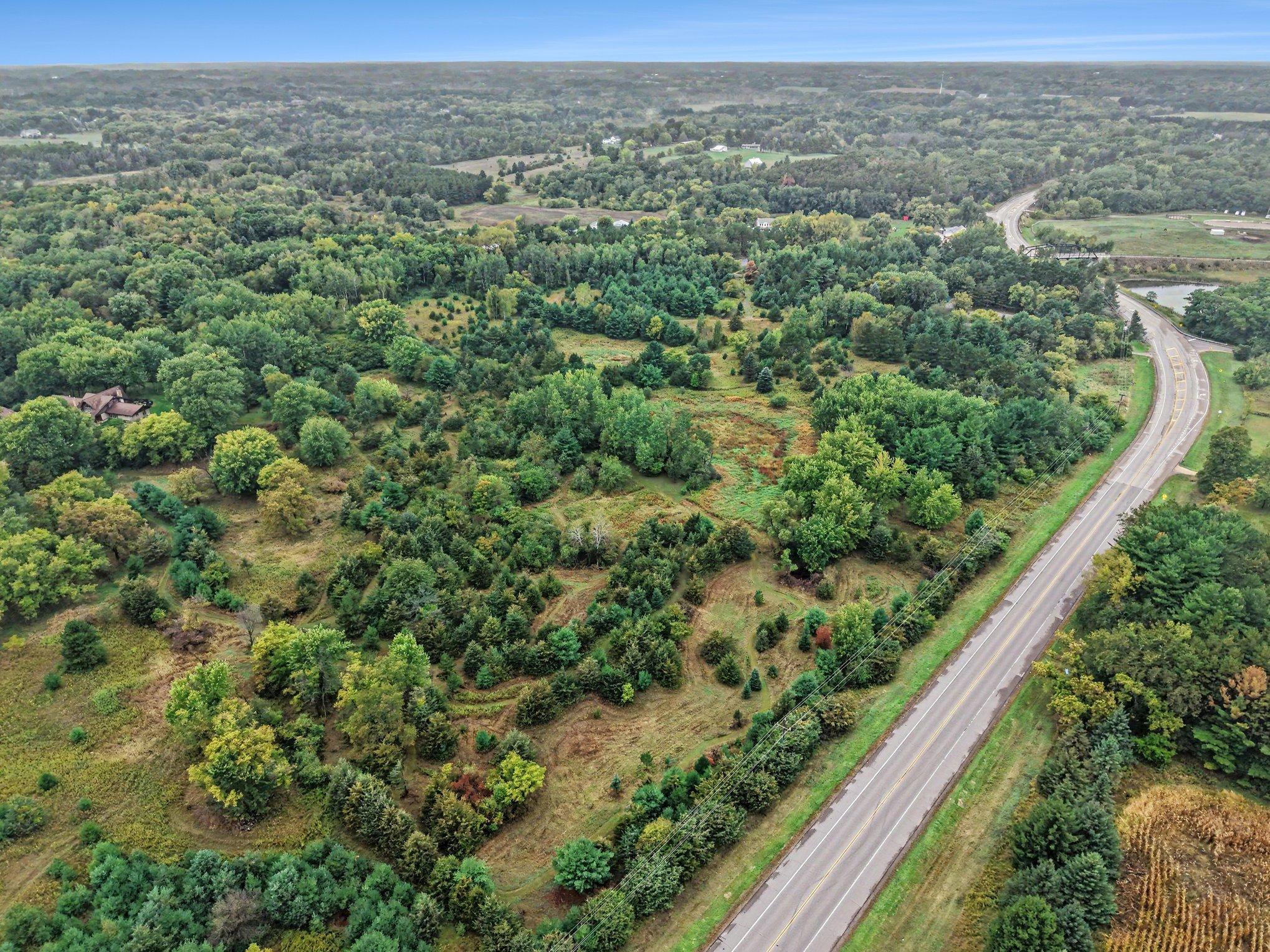 main property photo 11