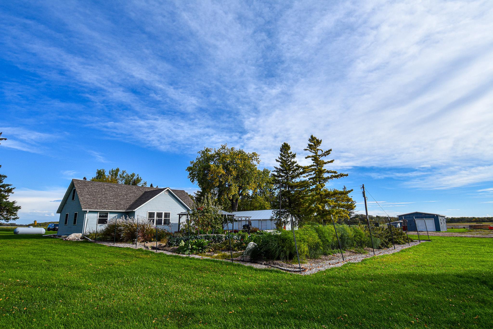 main property photo 45