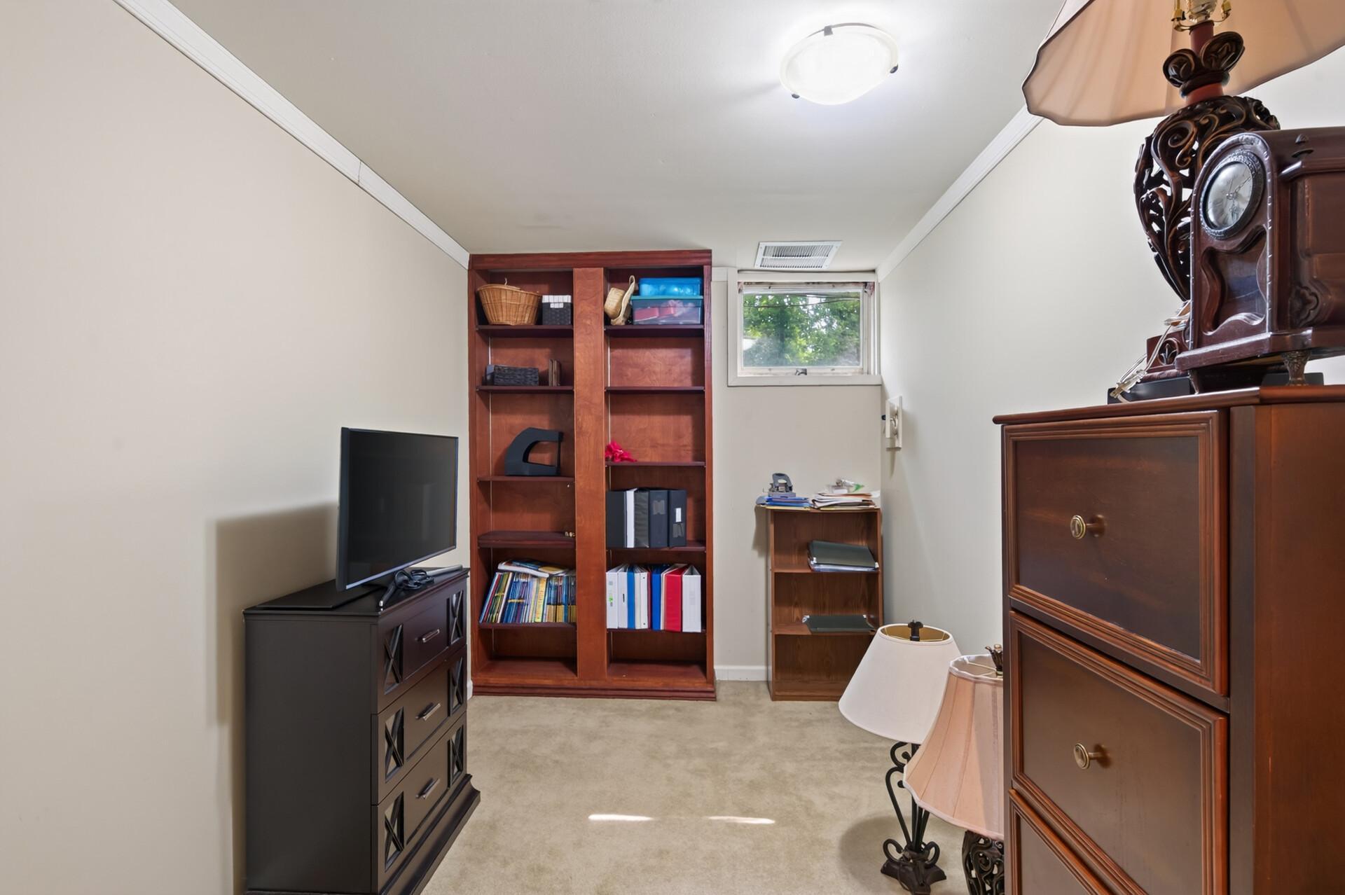 main property photo 39