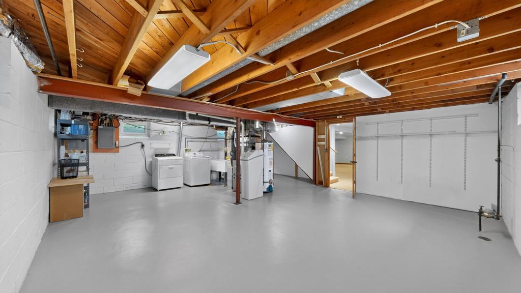 main property photo 108