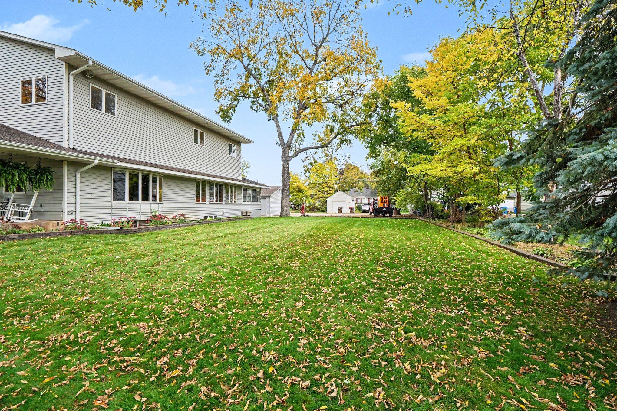 main property photo 44