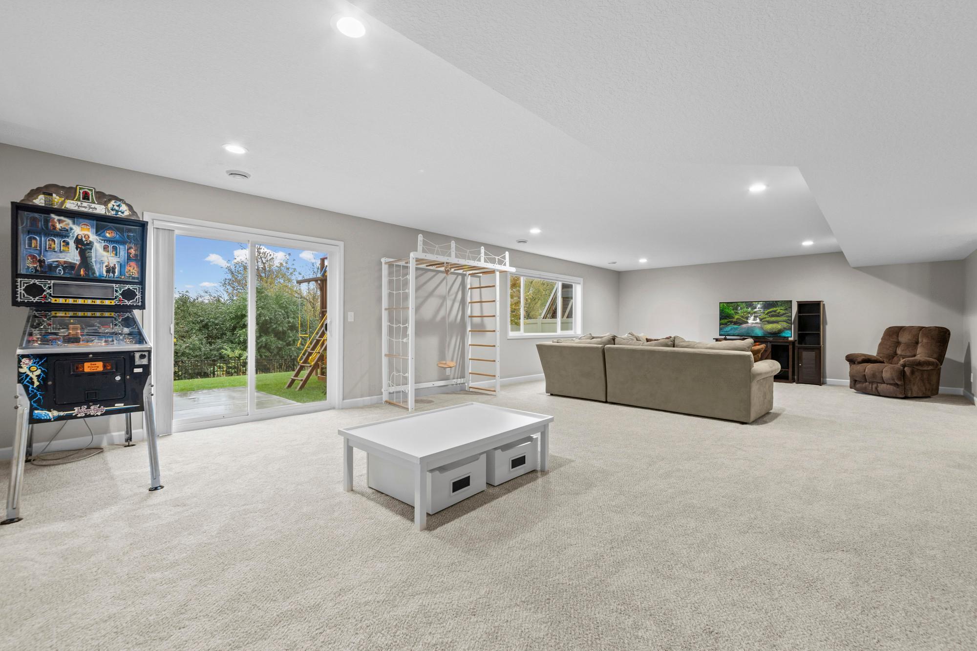 main property photo 70