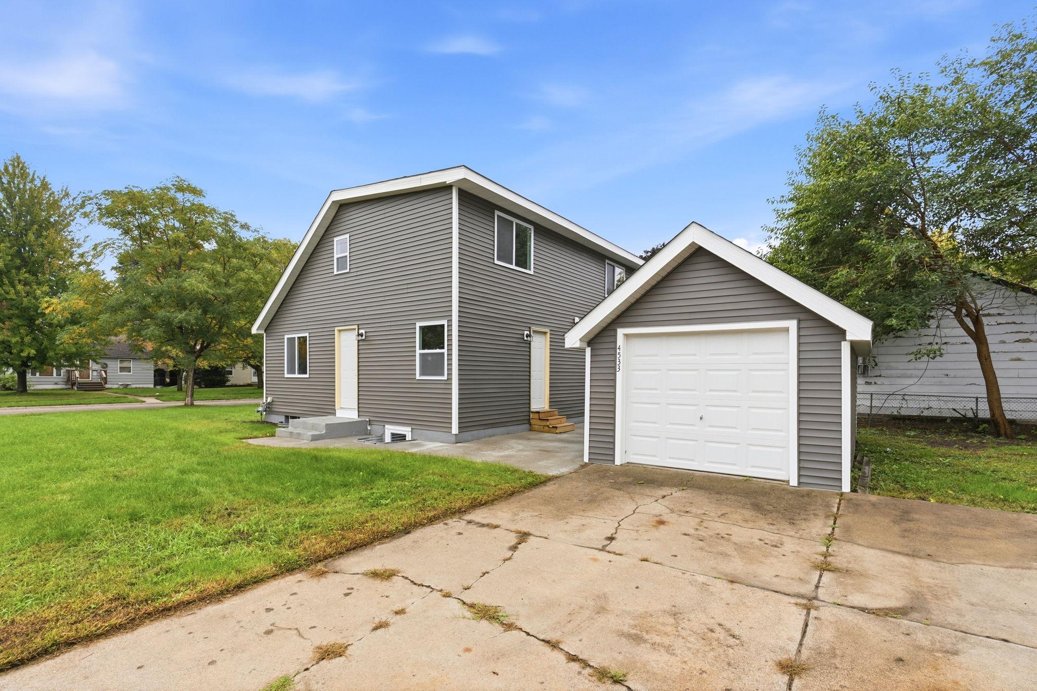main property photo 8