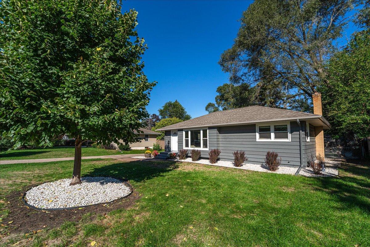 main property photo 54