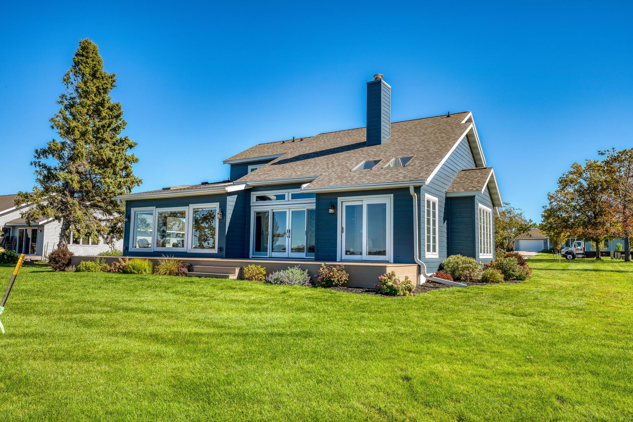 main property photo 40
