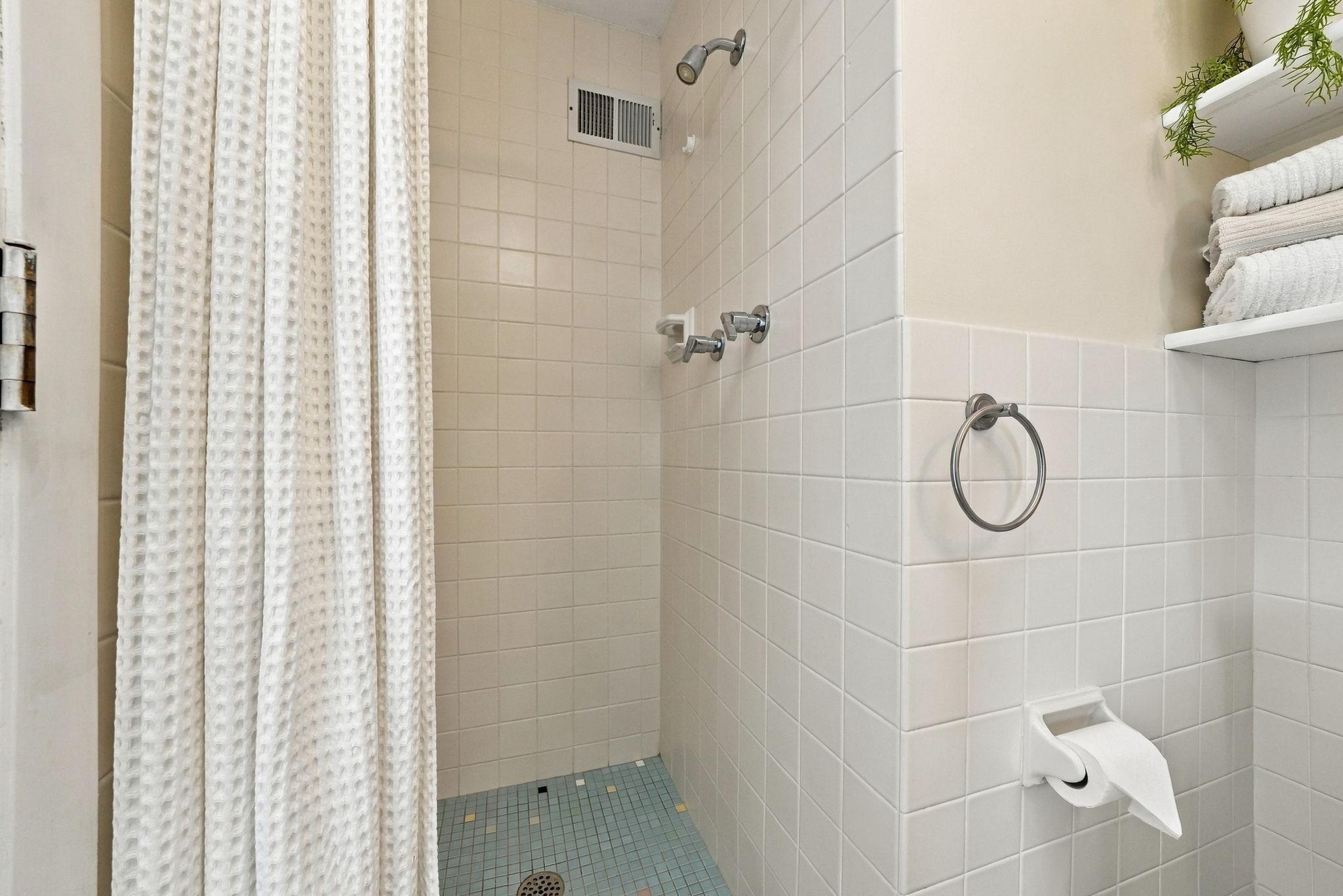 main property photo 70