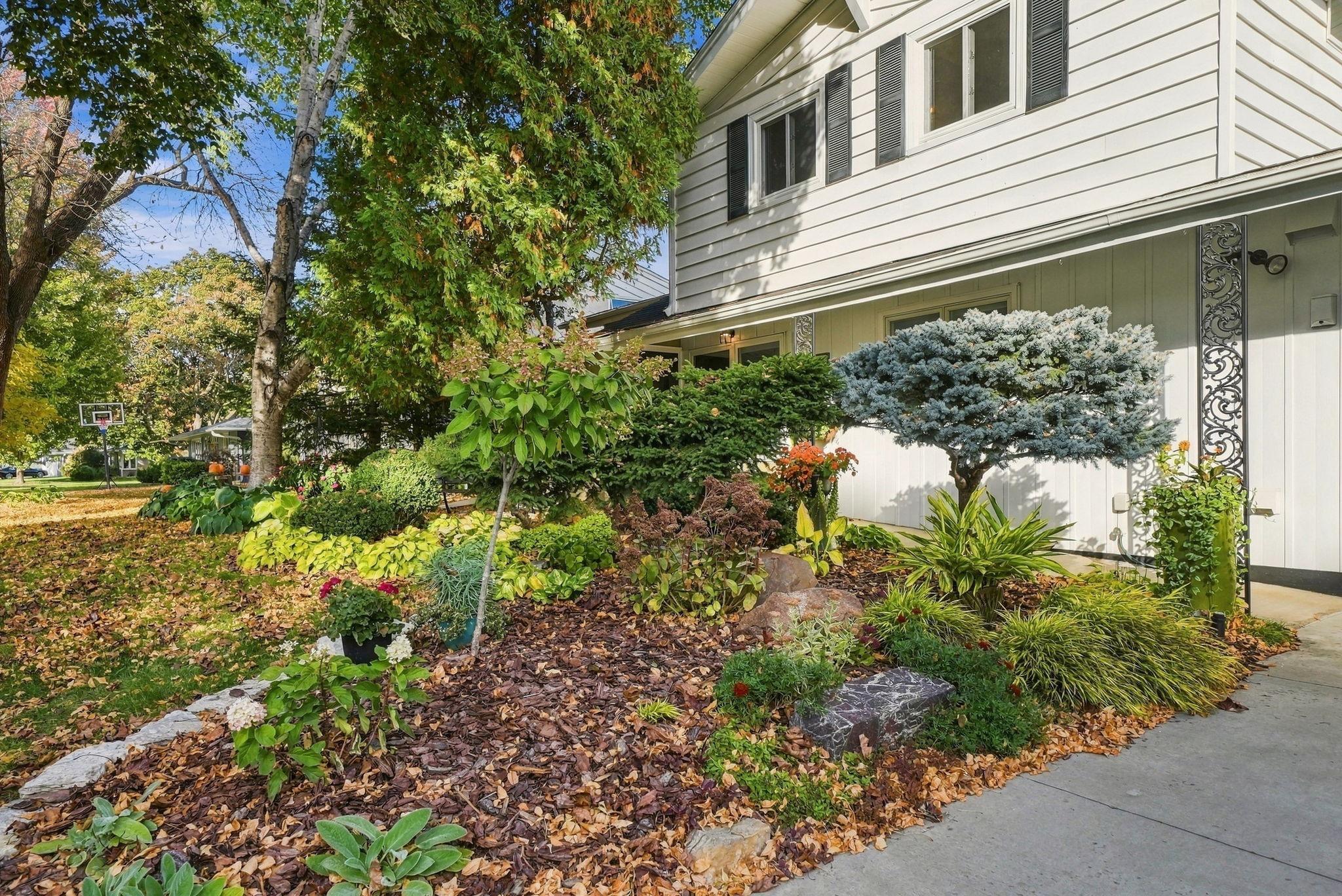 main property photo 79