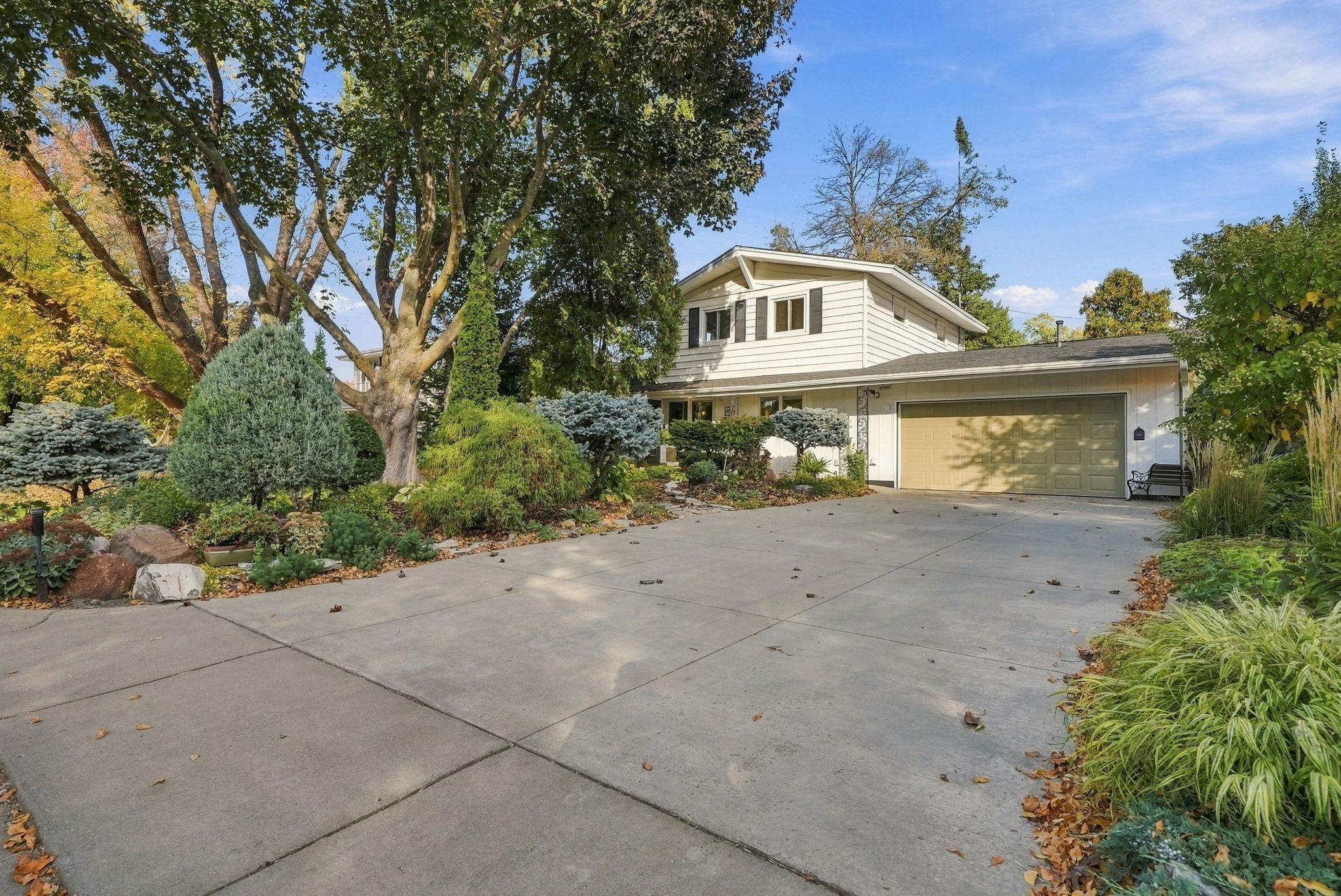 main property photo 80