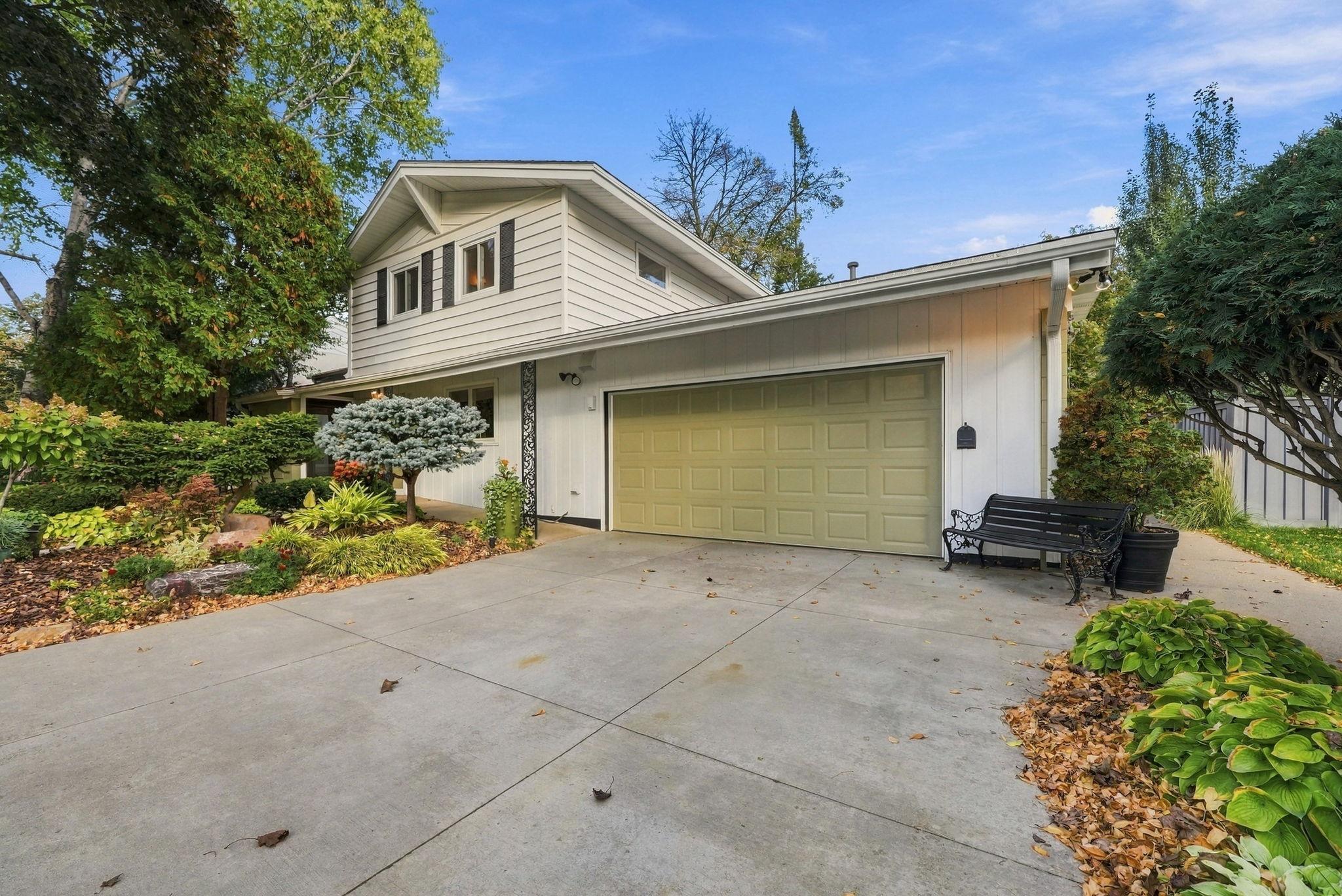 main property photo 82