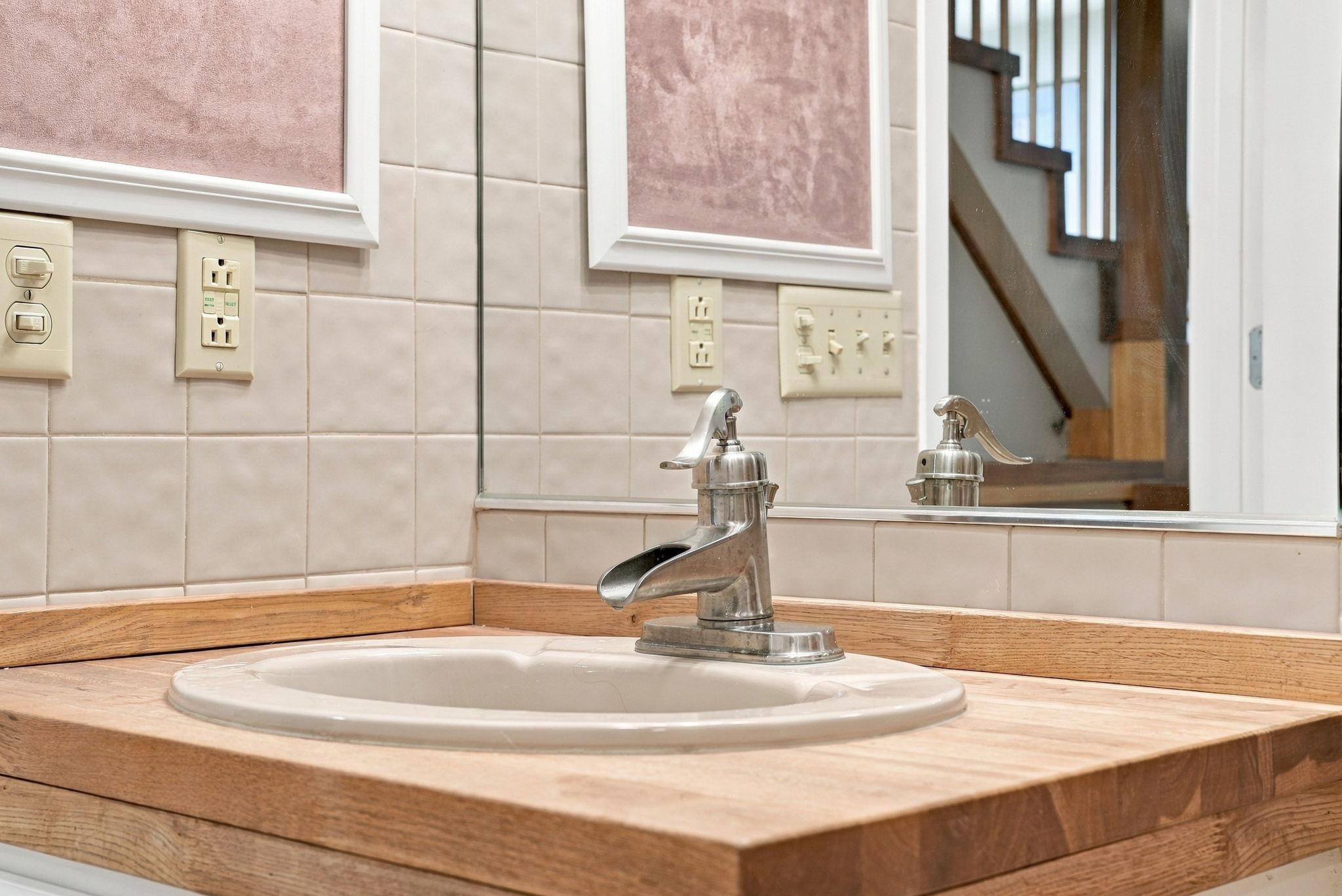 main property photo 98