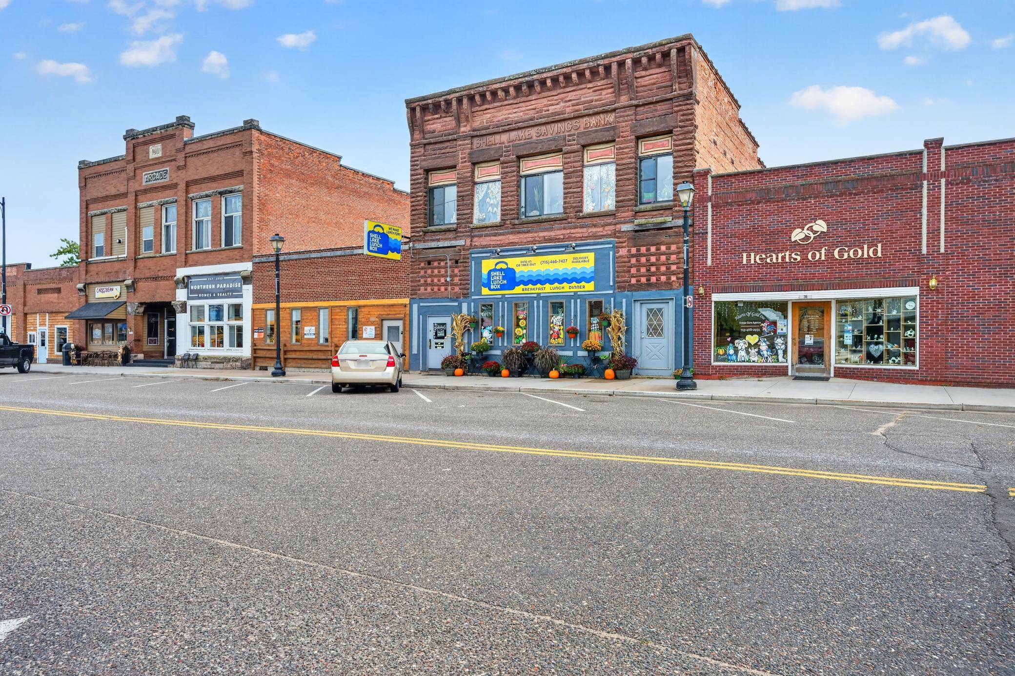 main property photo 35