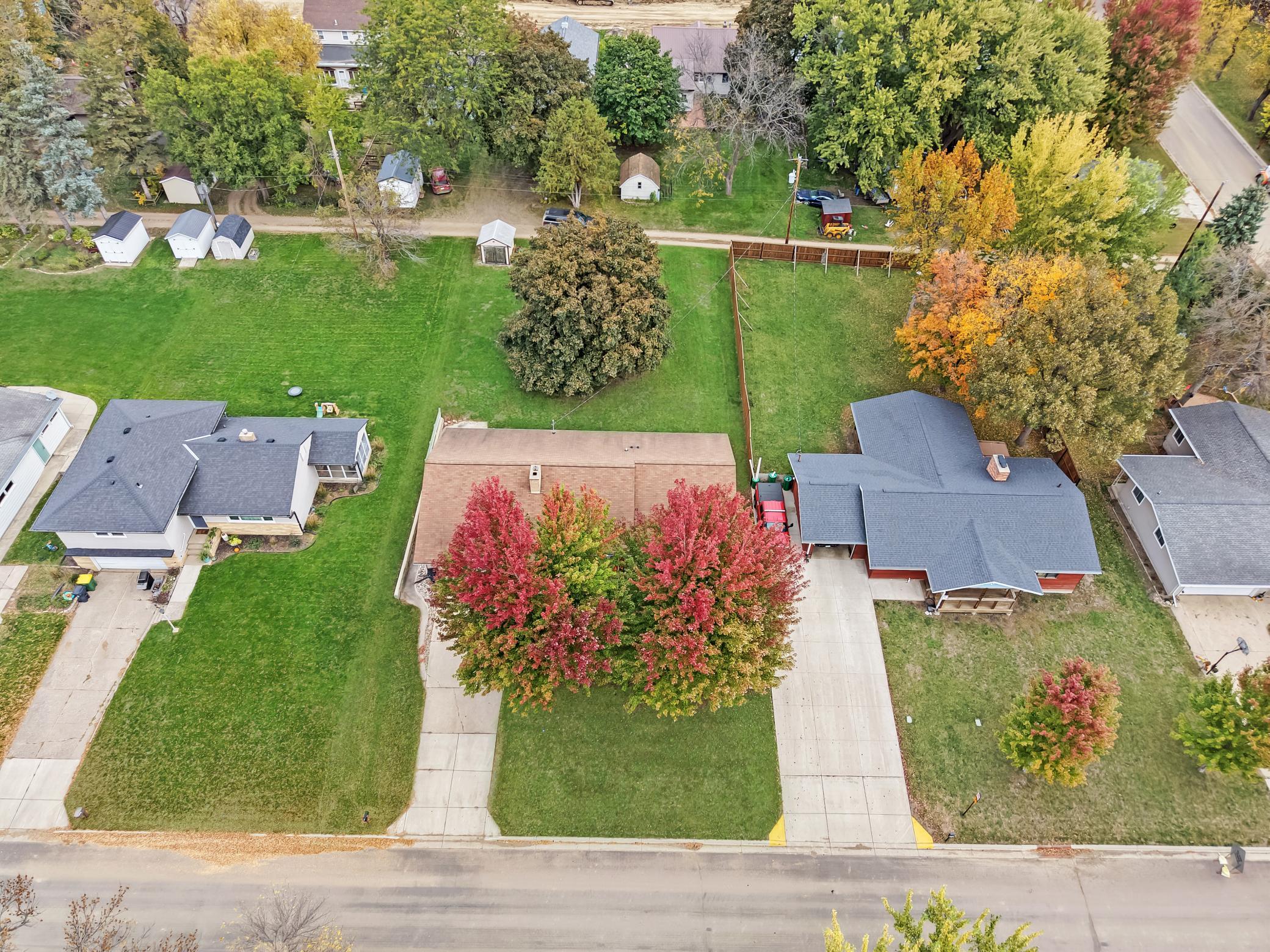 main property photo 37