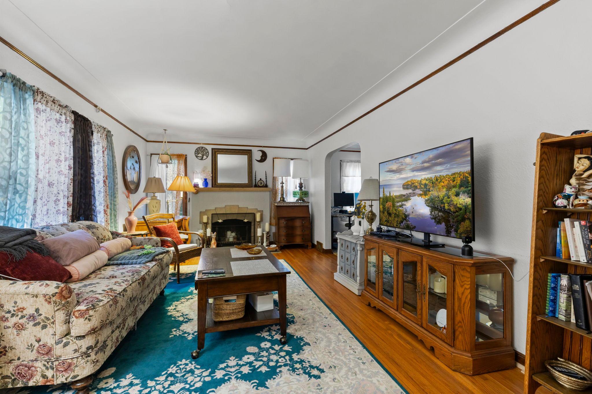 main property photo 3