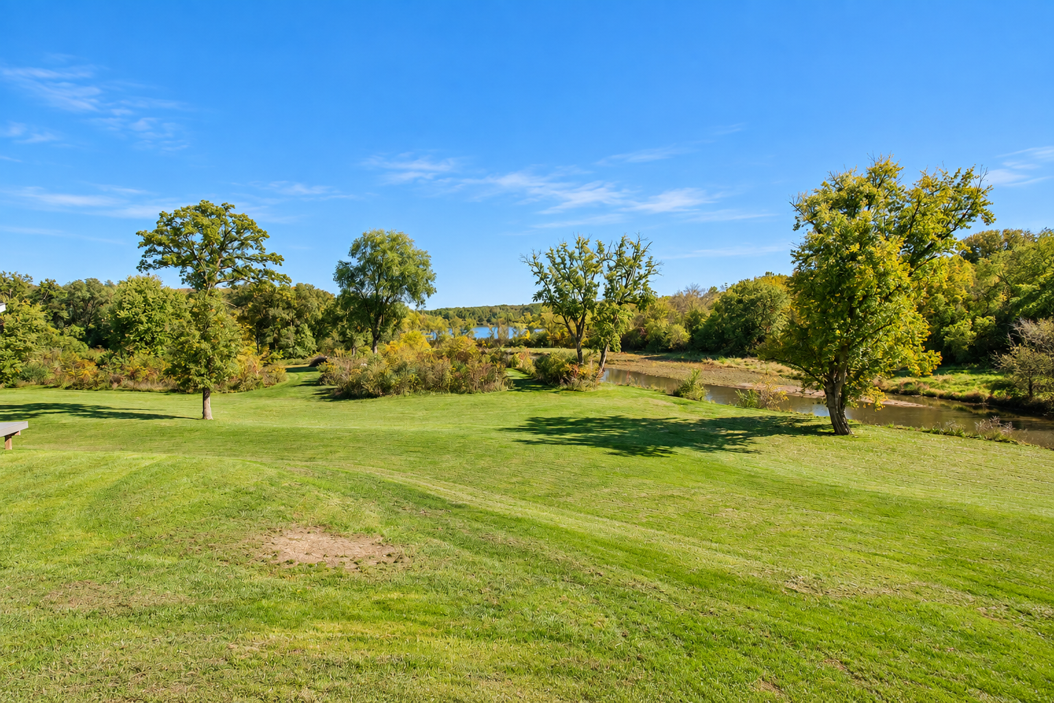 main property photo 30