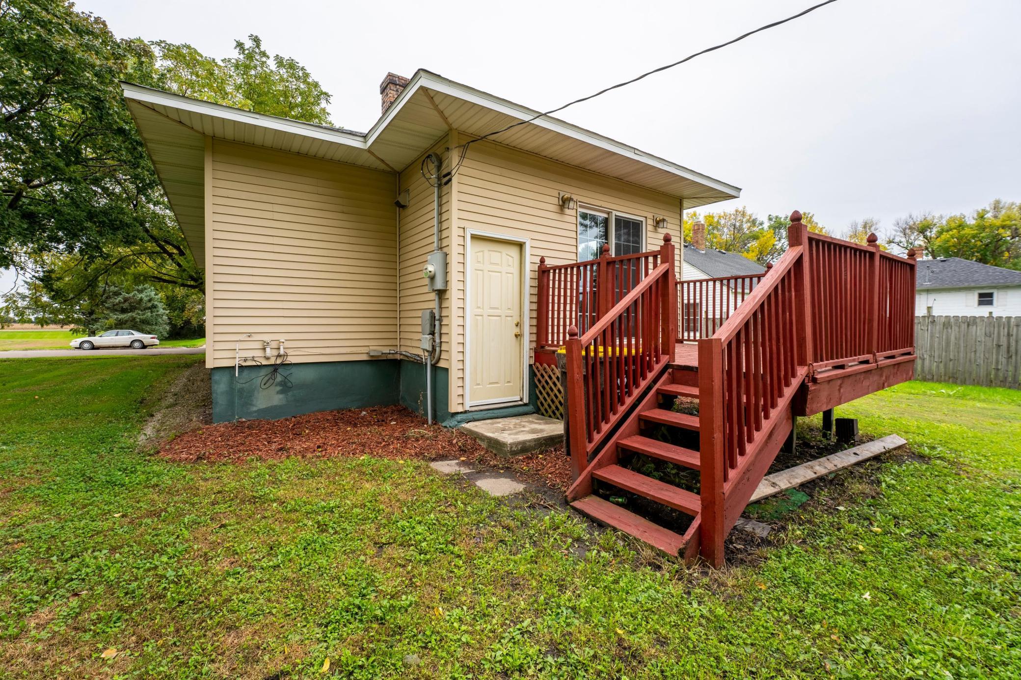 main property photo 16