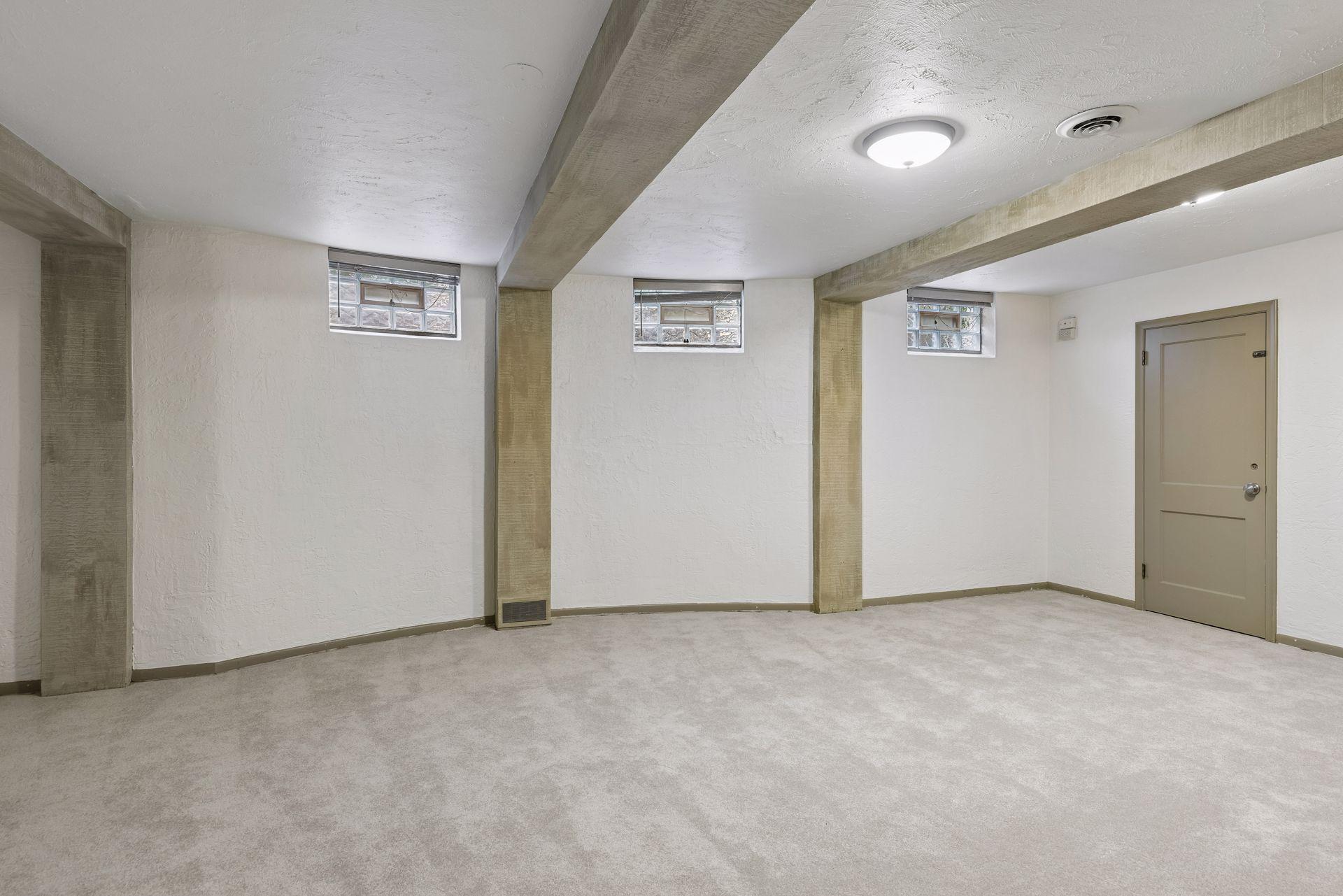 main property photo 68